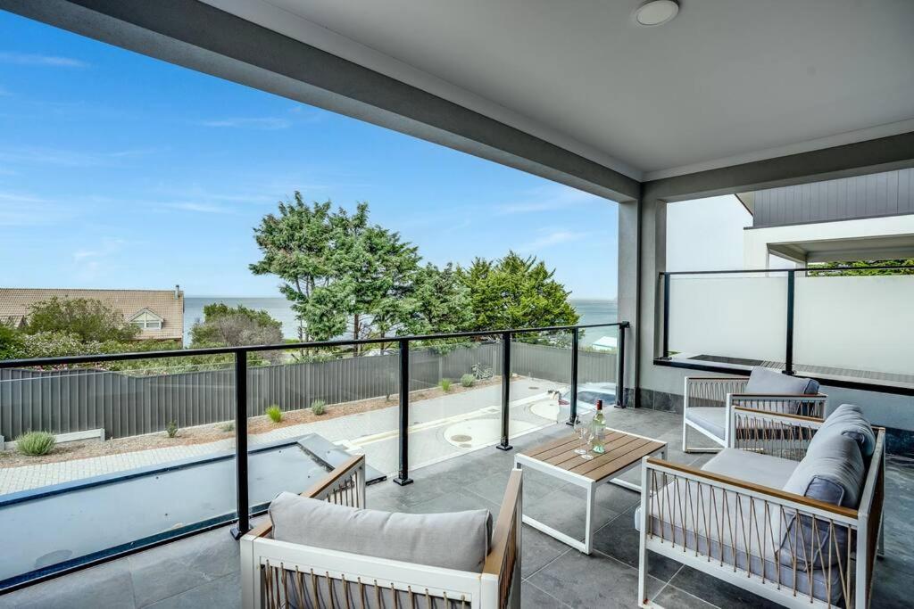 A plus Location Views Games Balcony BBQ and Dining