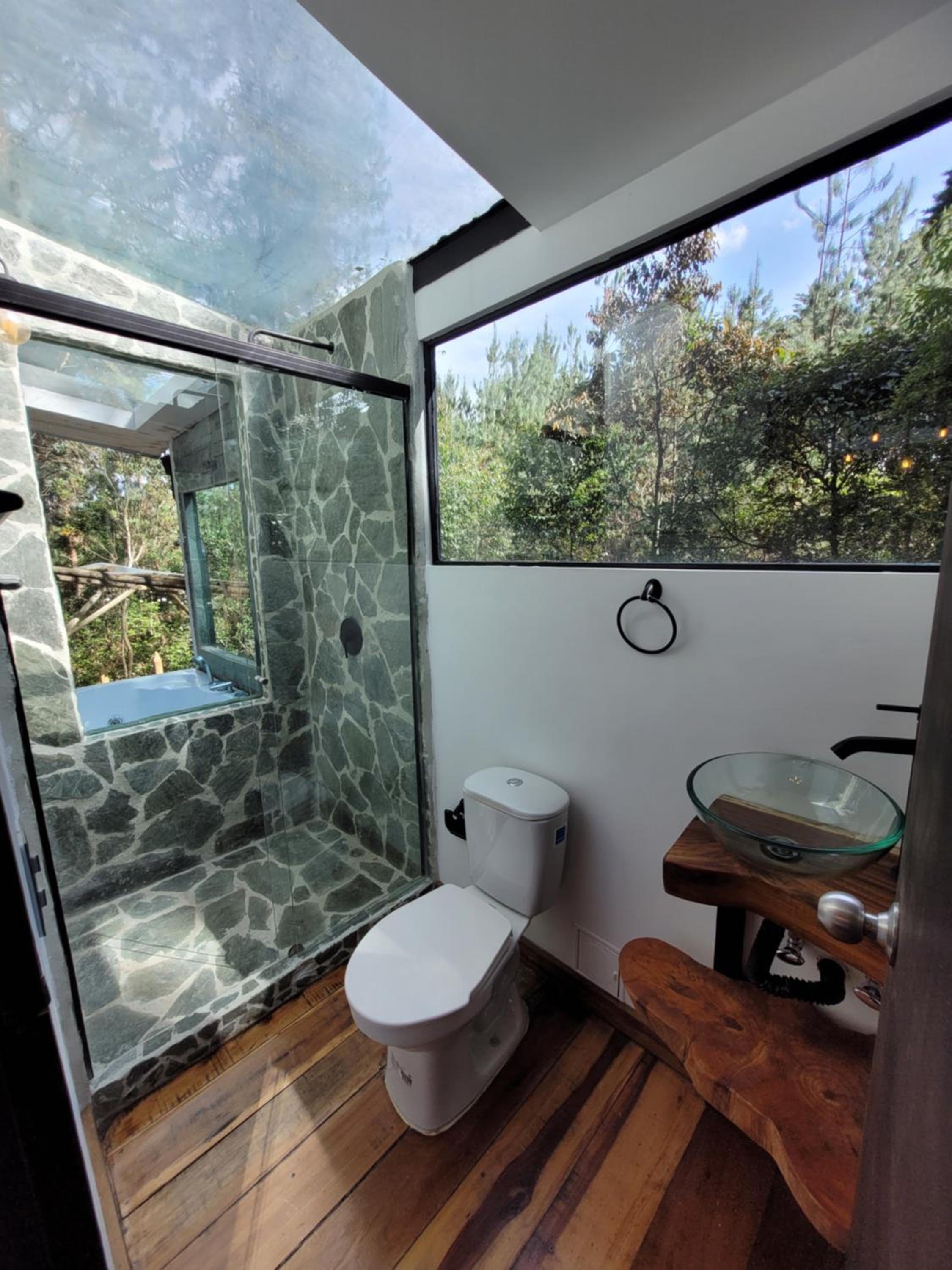 Cabaña Aventurina- La pascana Ecolodge Entorno natural excepcional, conexión con la naturaleza y avistamiento de aves, Ubicado a 3km del metrocable y Parqu