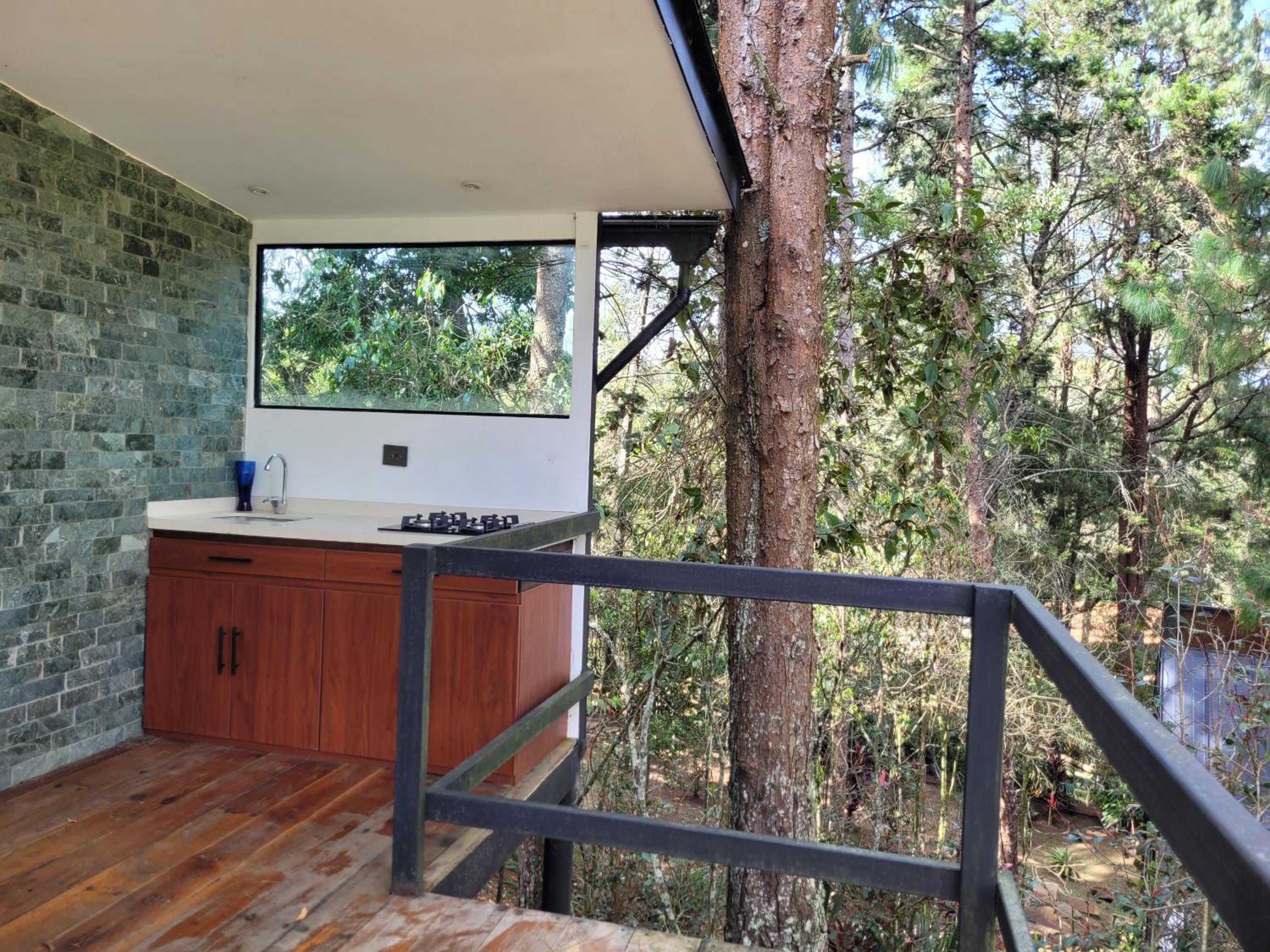 Cabaña Aventurina- La pascana Ecolodge Entorno natural excepcional, conexión con la naturaleza y avistamiento de aves, Ubicado a 3km del metrocable y Parqu