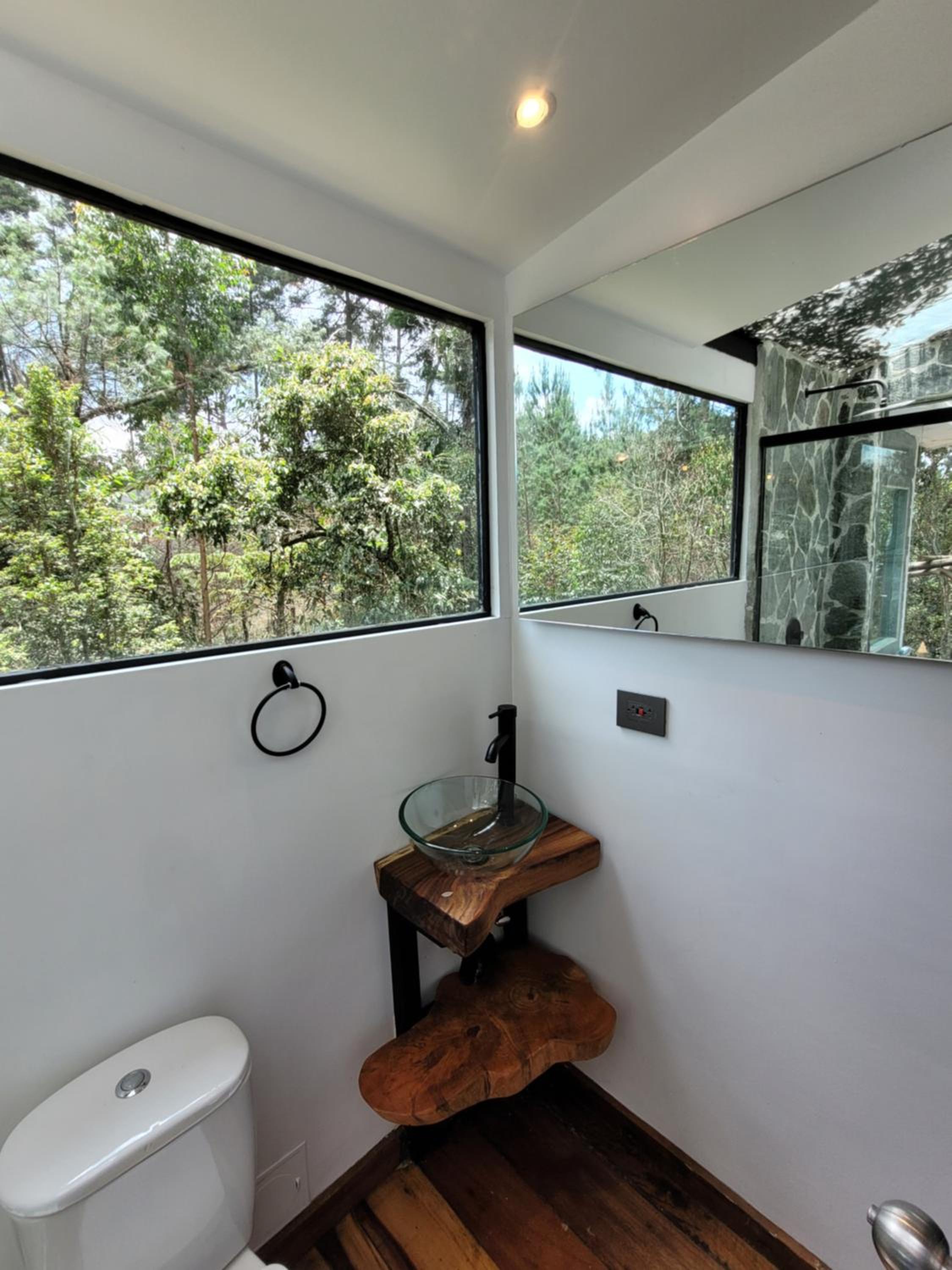 Cabaña Aventurina- La pascana Ecolodge Entorno natural excepcional, conexión con la naturaleza y avistamiento de aves, Ubicado a 3km del metrocable y Parqu