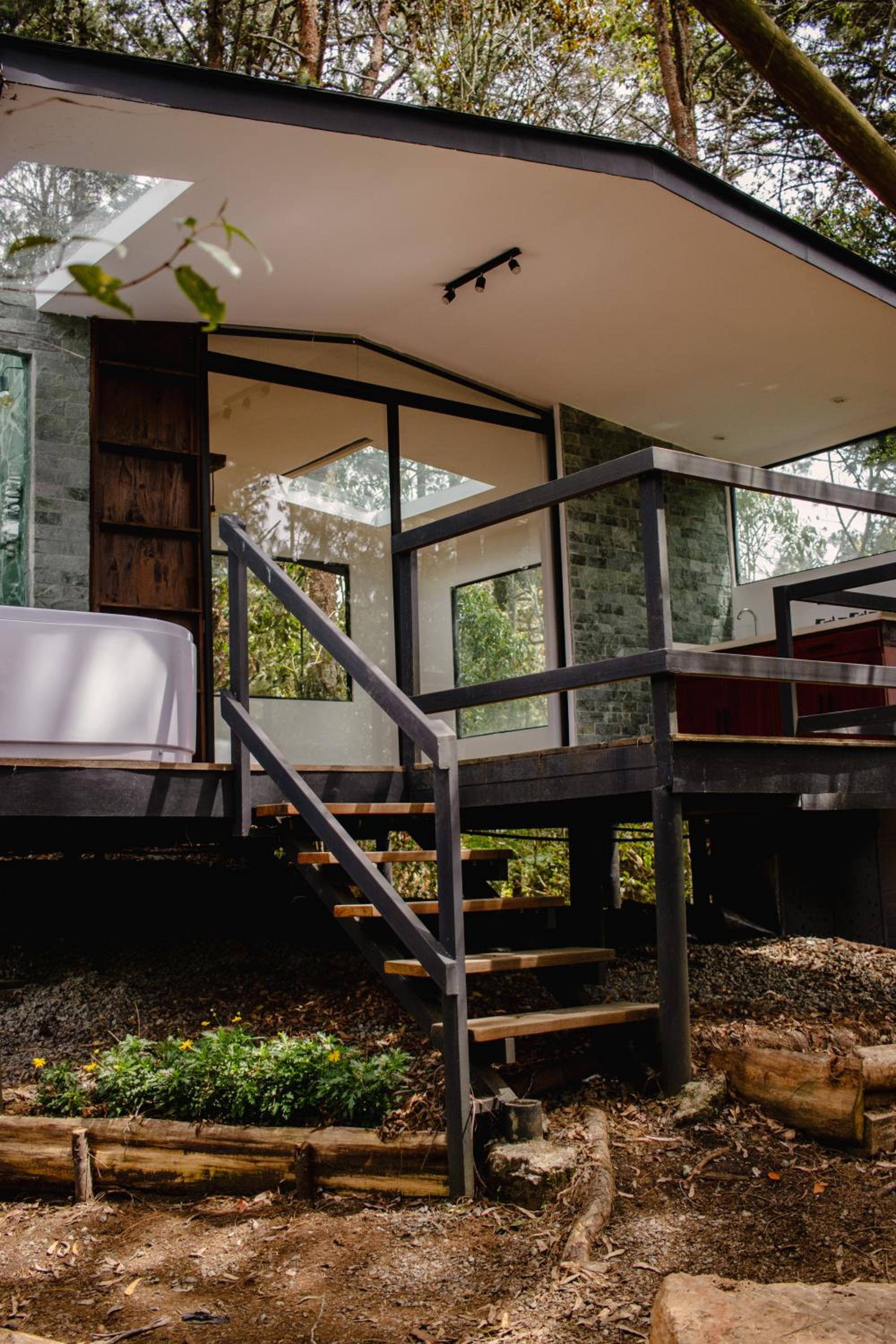 Cabaña Aventurina- La pascana Ecolodge Entorno natural excepcional, conexión con la naturaleza y avistamiento de aves, Ubicado a 3km del metrocable y Parqu