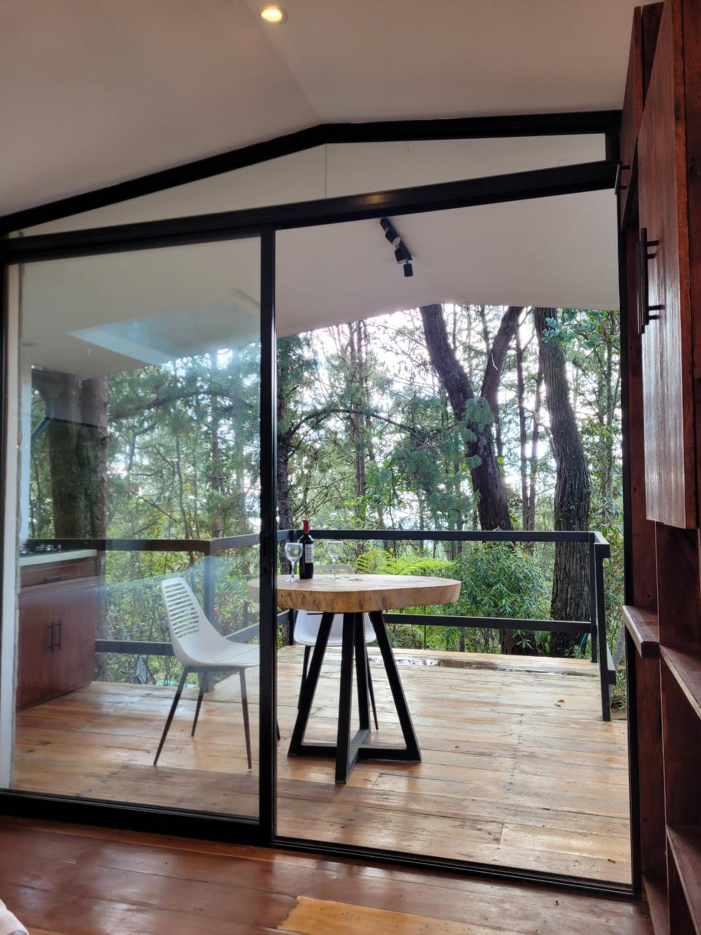 Cabaña Aventurina- La pascana Ecolodge Entorno natural excepcional, conexión con la naturaleza y avistamiento de aves, Ubicado a 3km del metrocable y Parqu