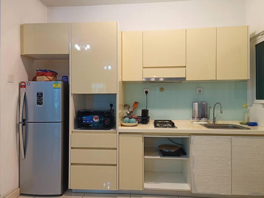 VR3 Sunway Velocity Spacious Apt中文房東