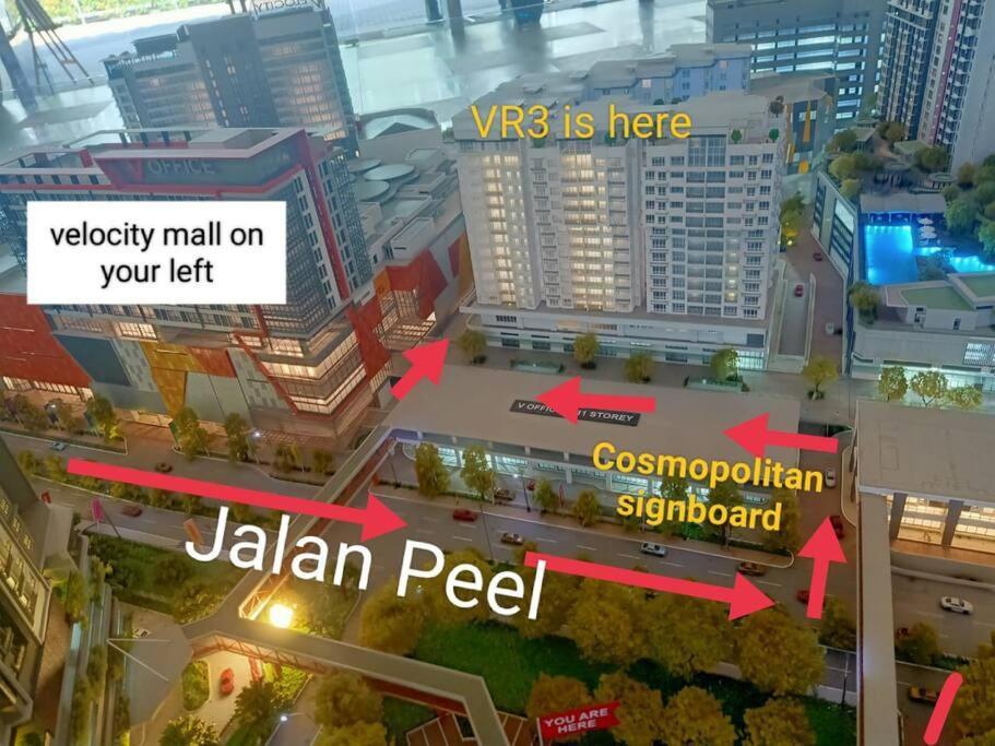 VR3 Sunway Velocity Spacious Apt中文房東