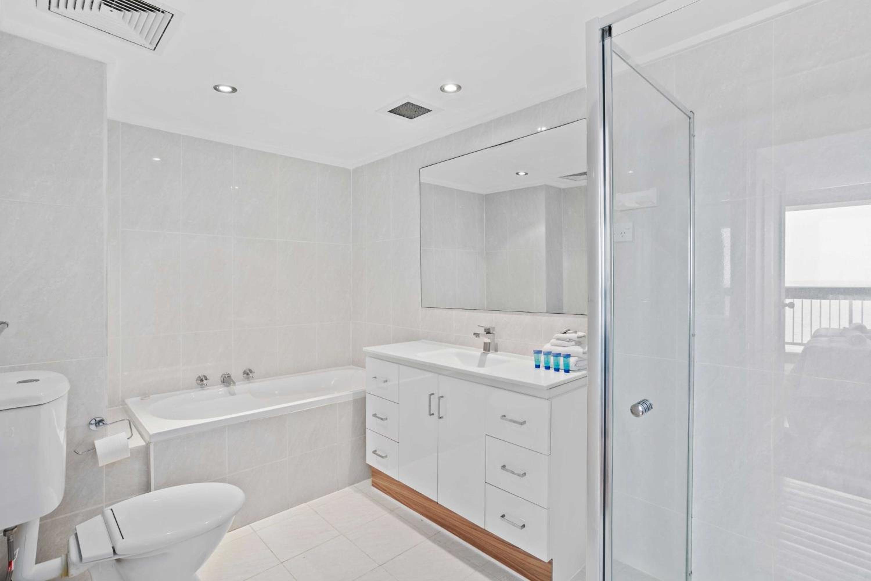 18th Floor Ocean Views at Imperial Surf - Hosted by Coastal Letting Co.