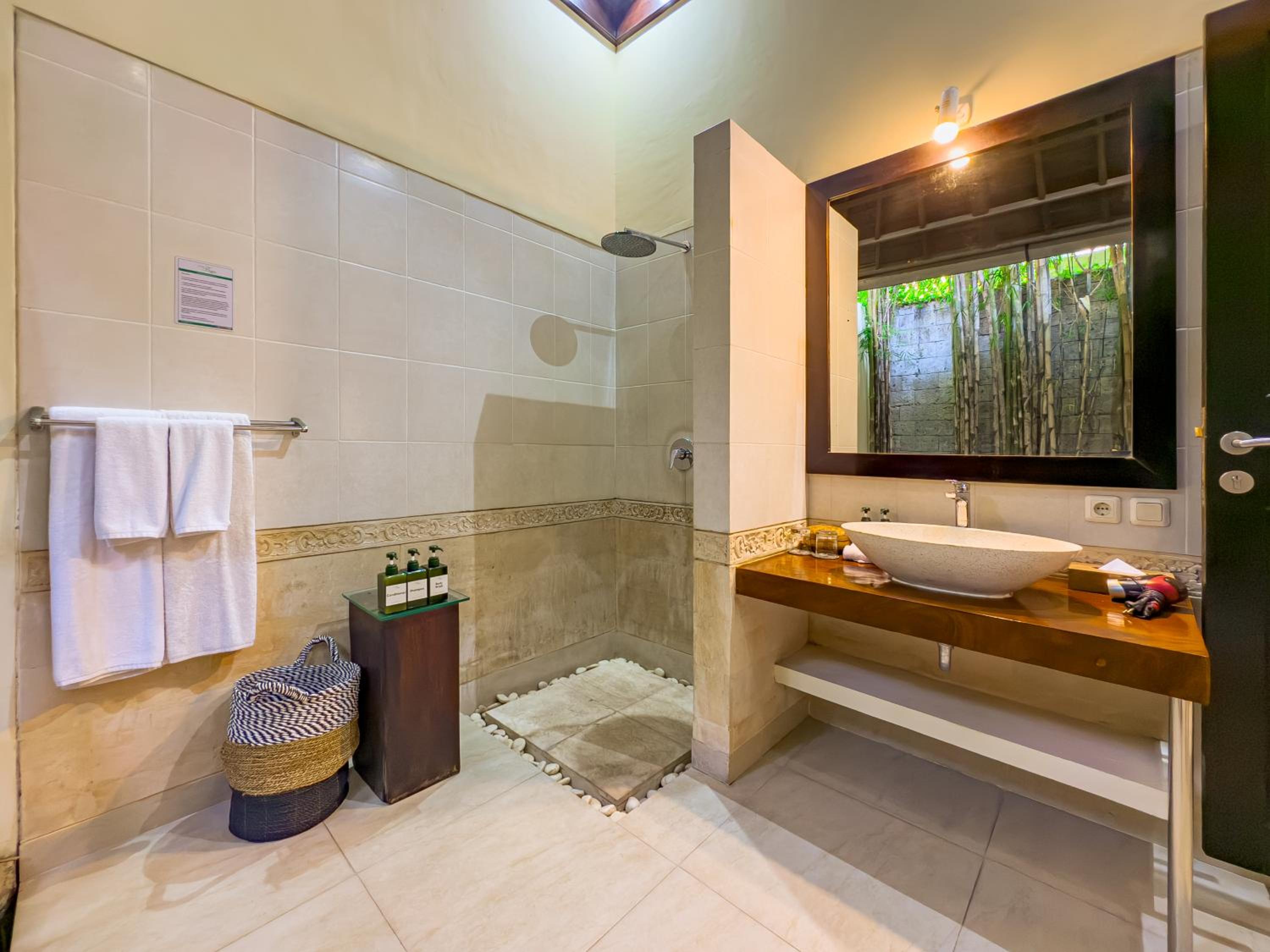 Villa Tresna managed by Villa Bugis