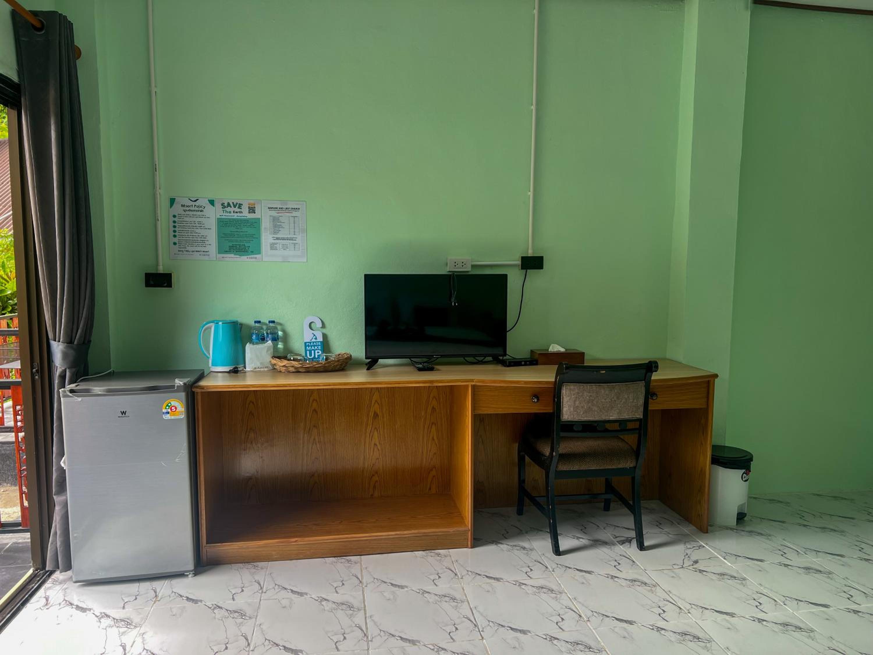Dong Talay Lipe Beach Resort