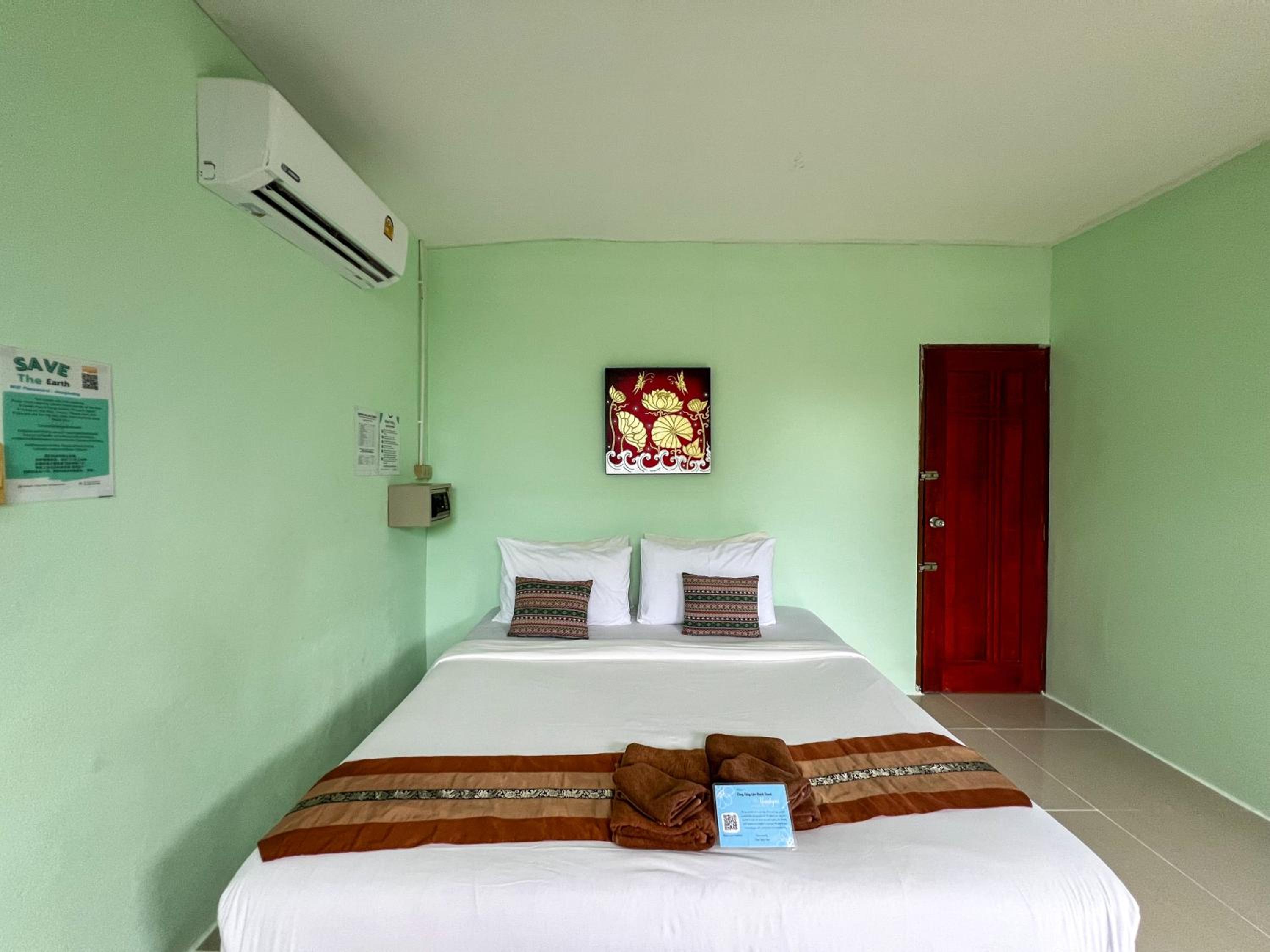 Dong Talay Lipe Beach Resort