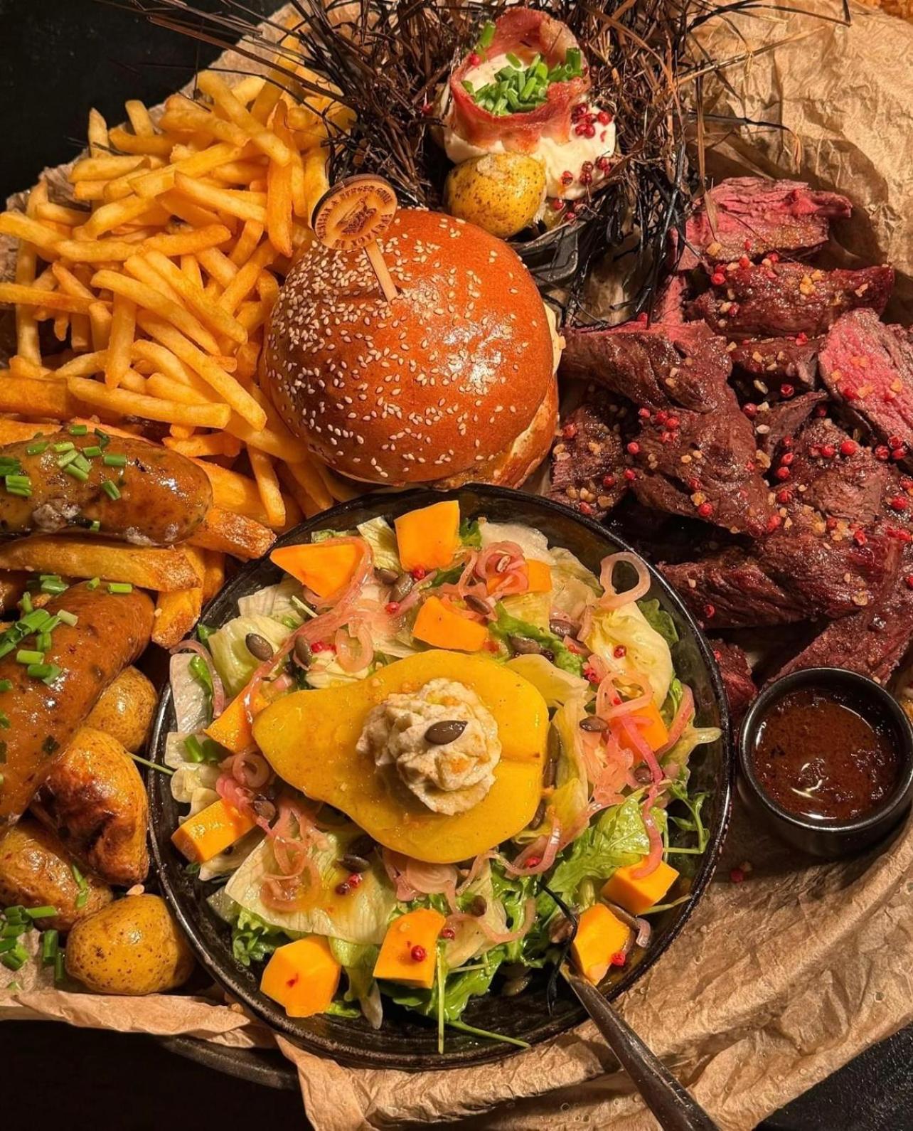 dining