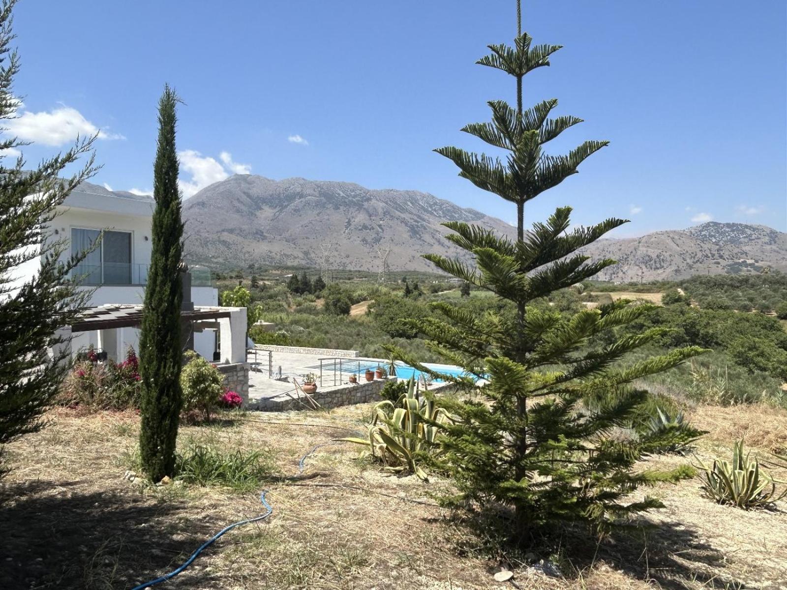 Villa Maïa