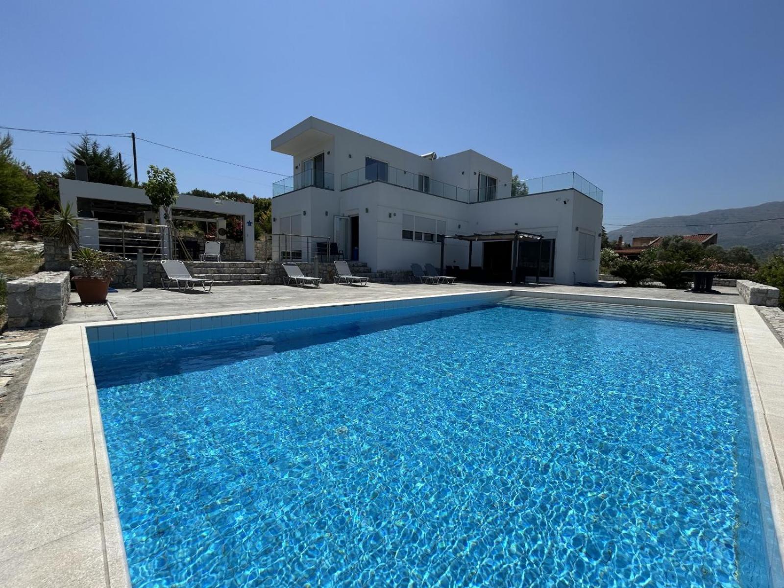 Villa Maïa