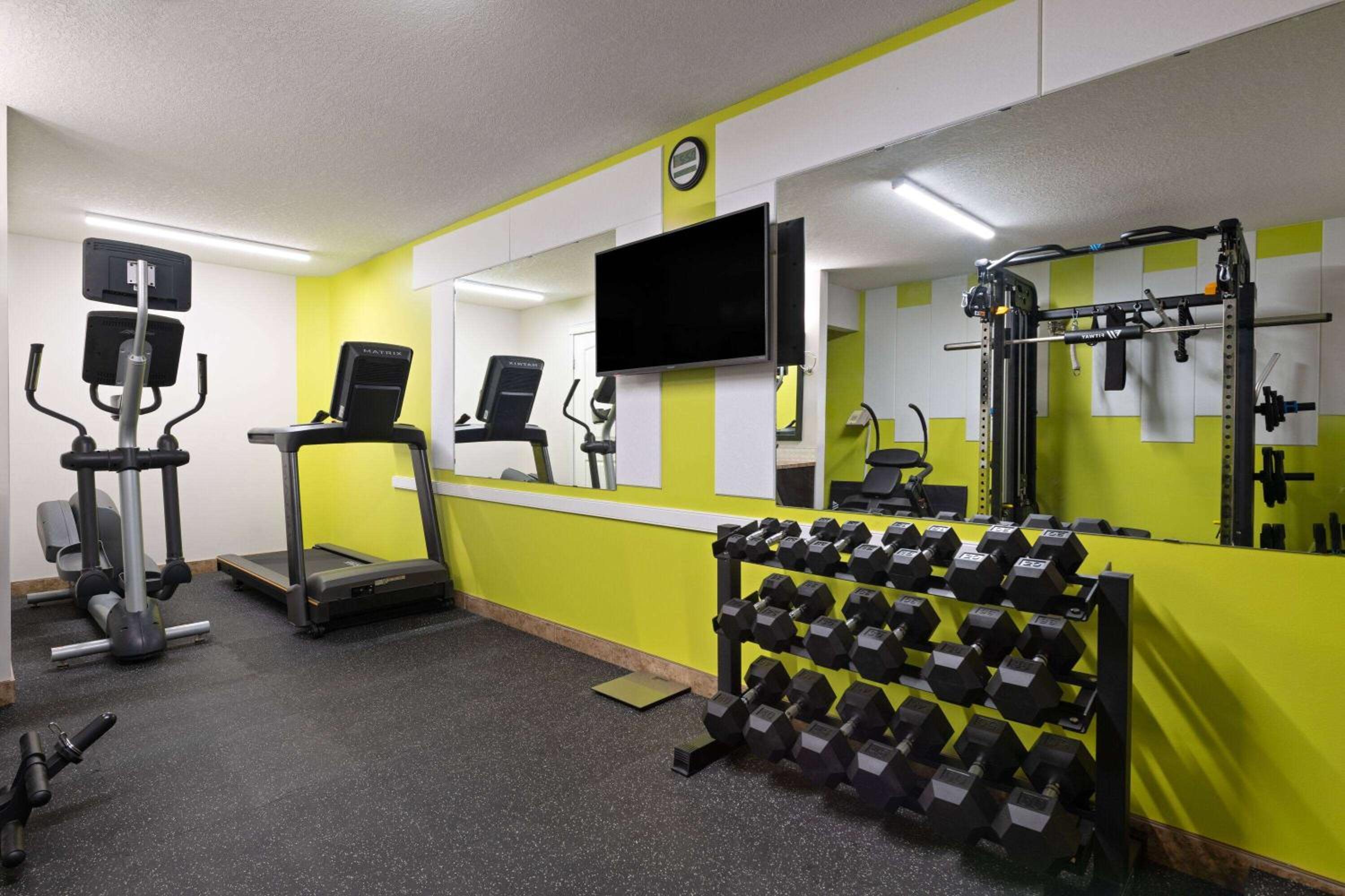 Super 8 by Wyndham Fort McMurray