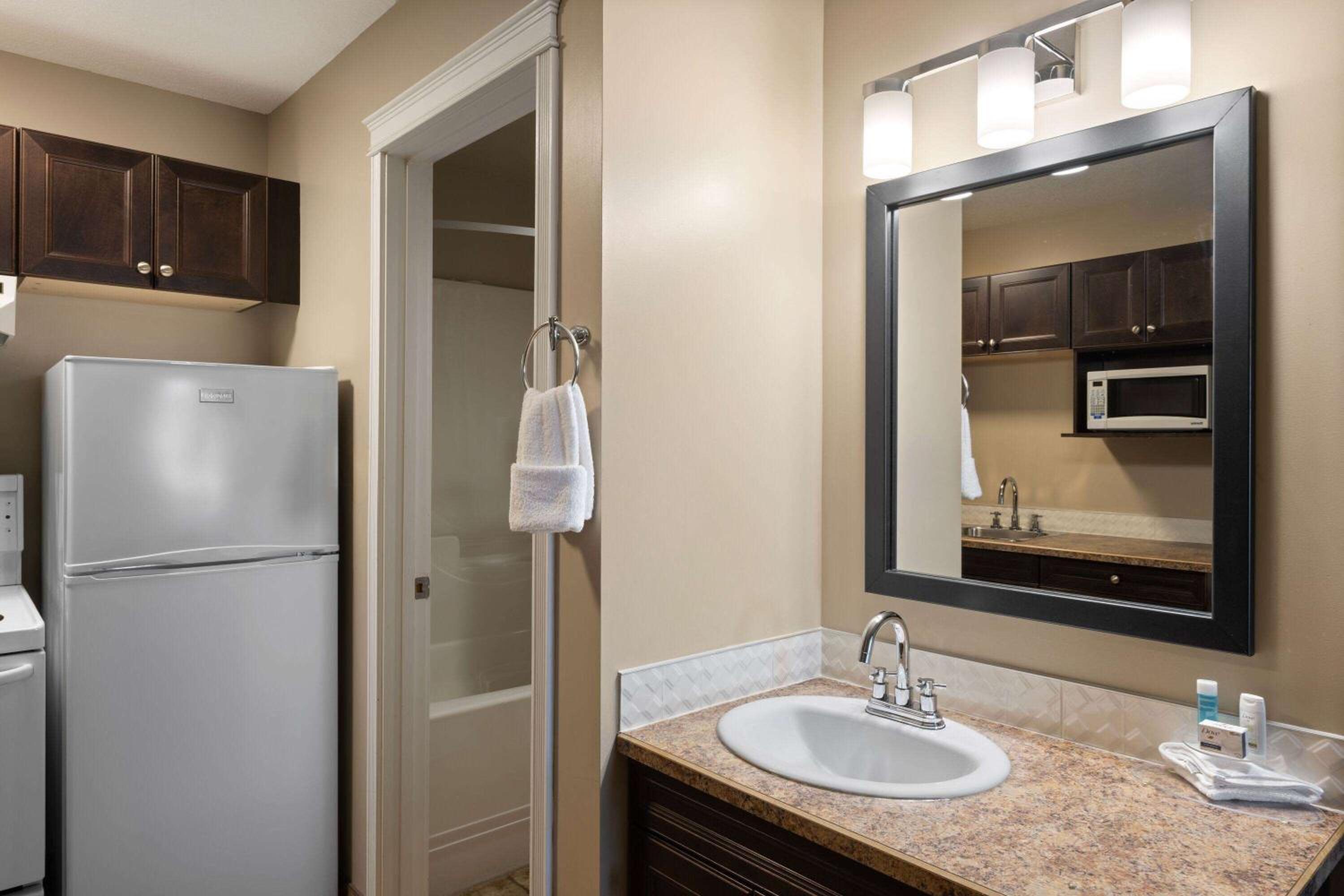 Super 8 by Wyndham Fort McMurray