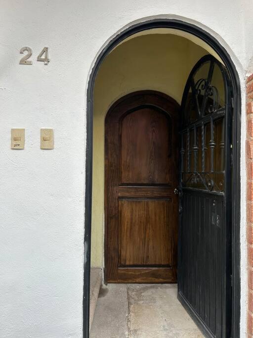Photo 33