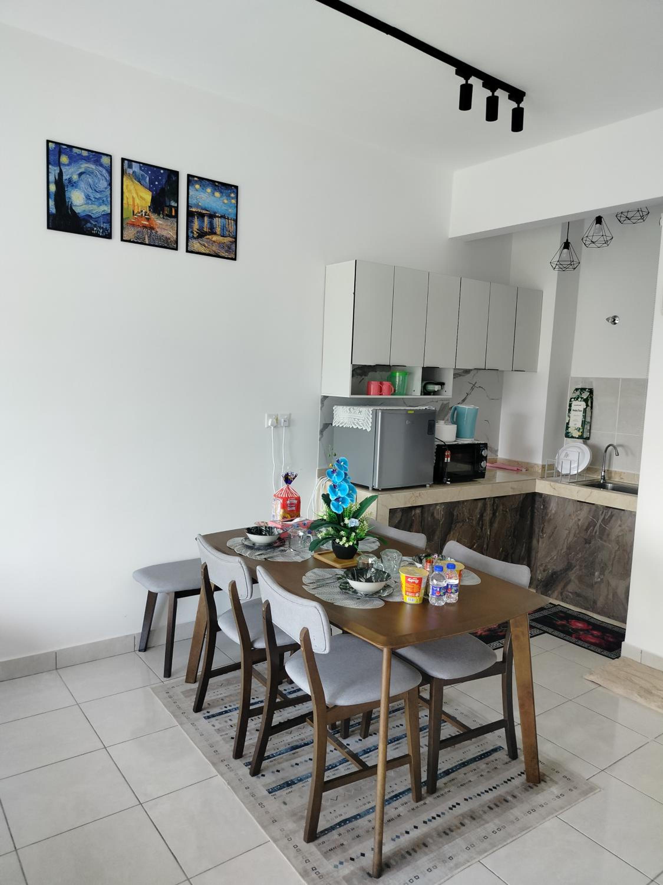 D'Leisya Studio Youth City Nilai