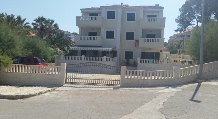 Apartment Brač