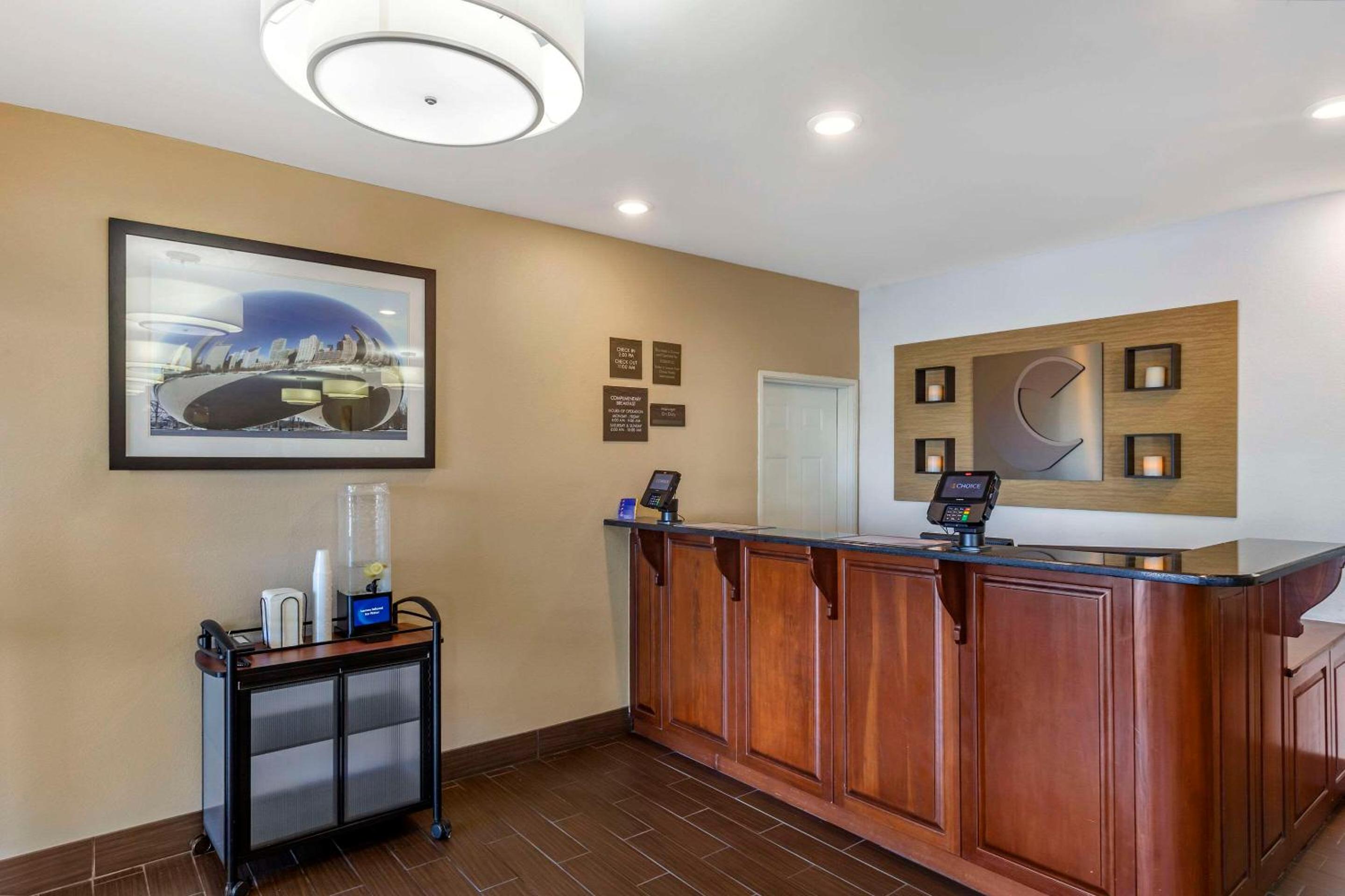 Comfort Inn Gurnee near Six Flags view 3