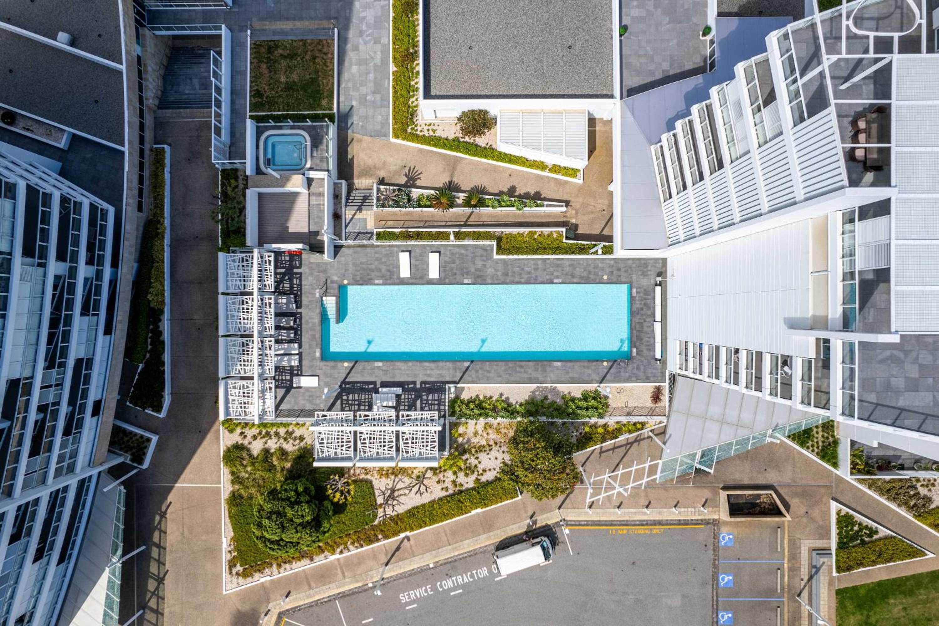 Breathtaking Waterfront Apartment in Mandurah