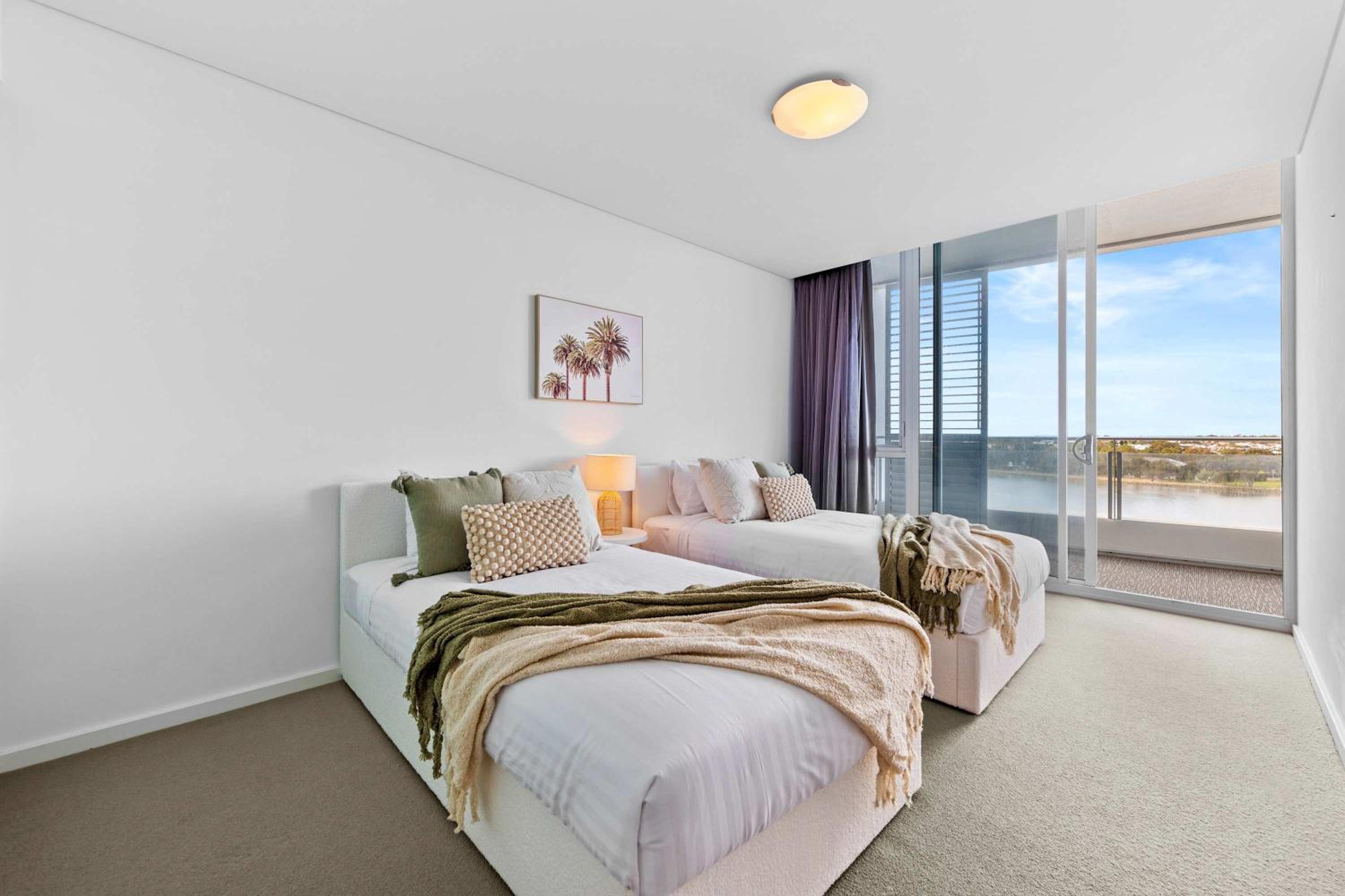 Breathtaking Waterfront Apartment in Mandurah