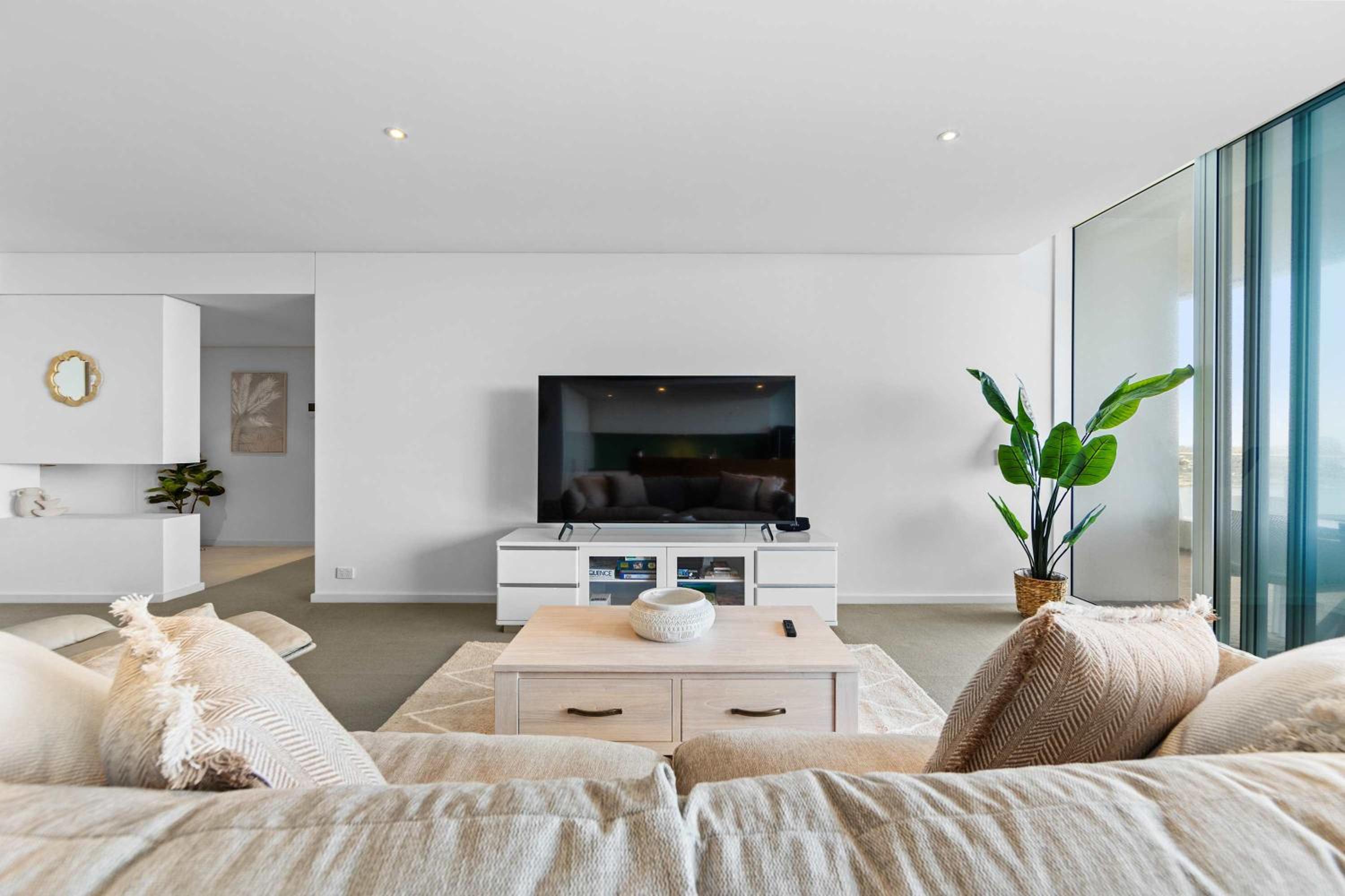 Breathtaking Waterfront Apartment in Mandurah