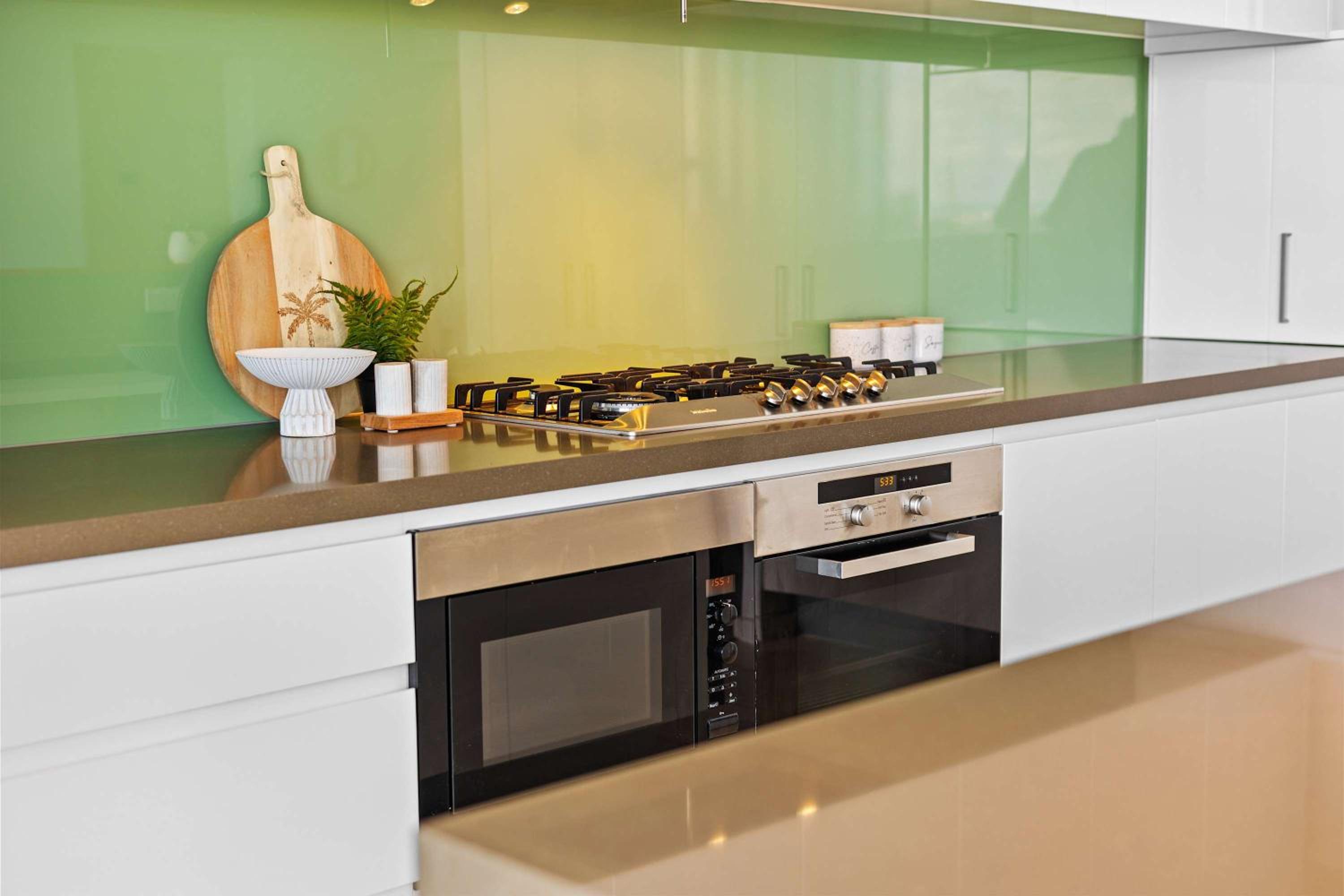 Breathtaking Waterfront Apartment in Mandurah