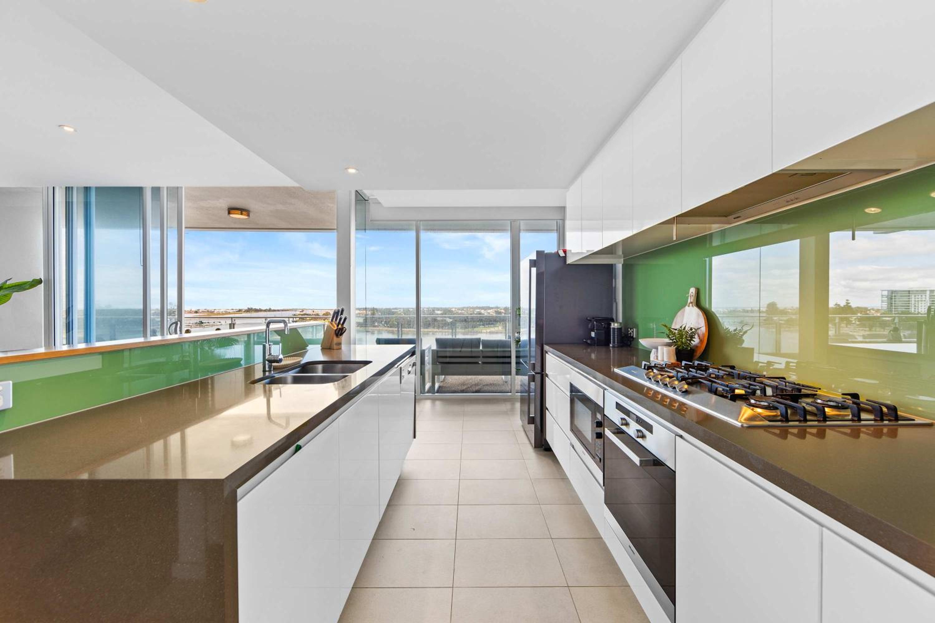 Breathtaking Waterfront Apartment in Mandurah