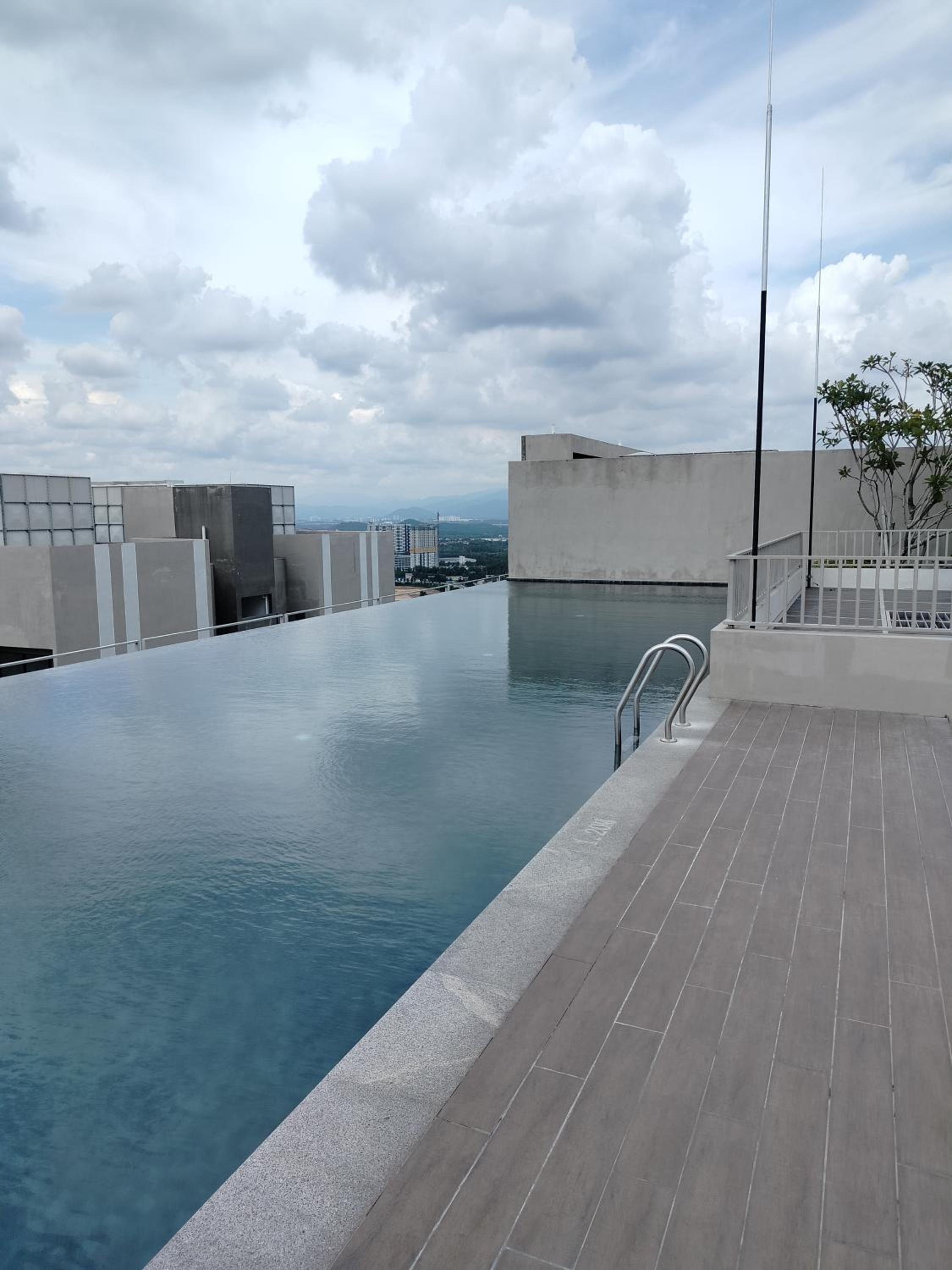 D'Leisya Studio Youth City Nilai