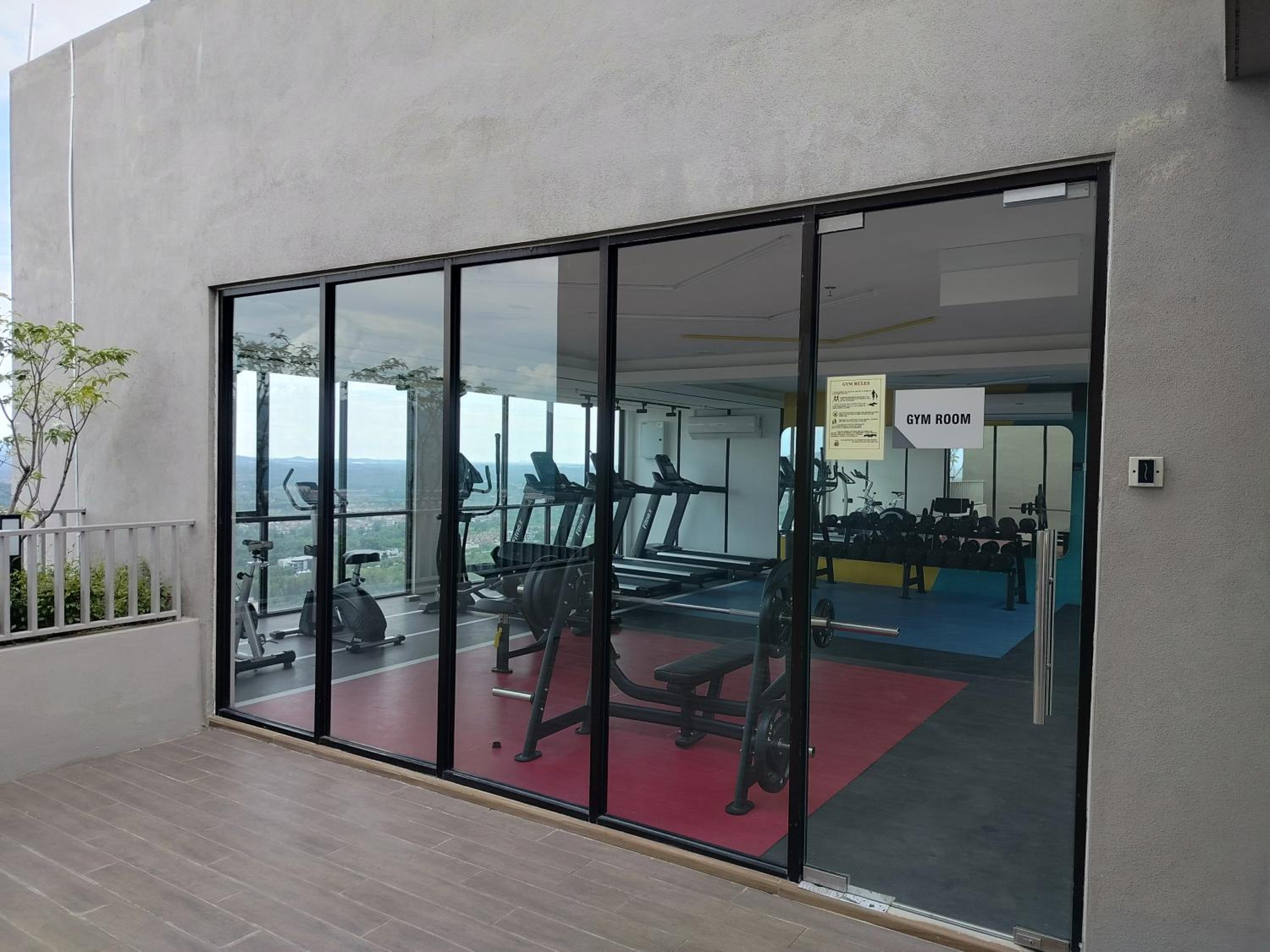 D'Leisya Studio Youth City Nilai