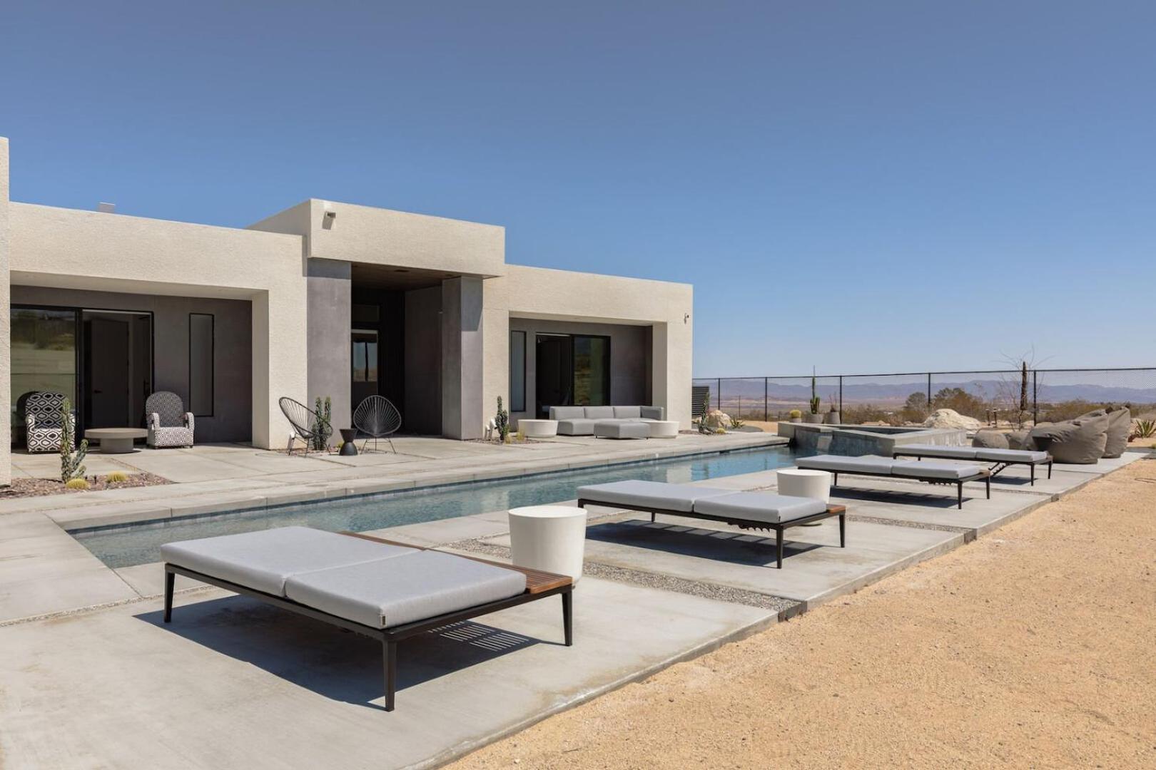 The Maya by Fieldtrip - Modern Desert Estate With Resort-Style Pool