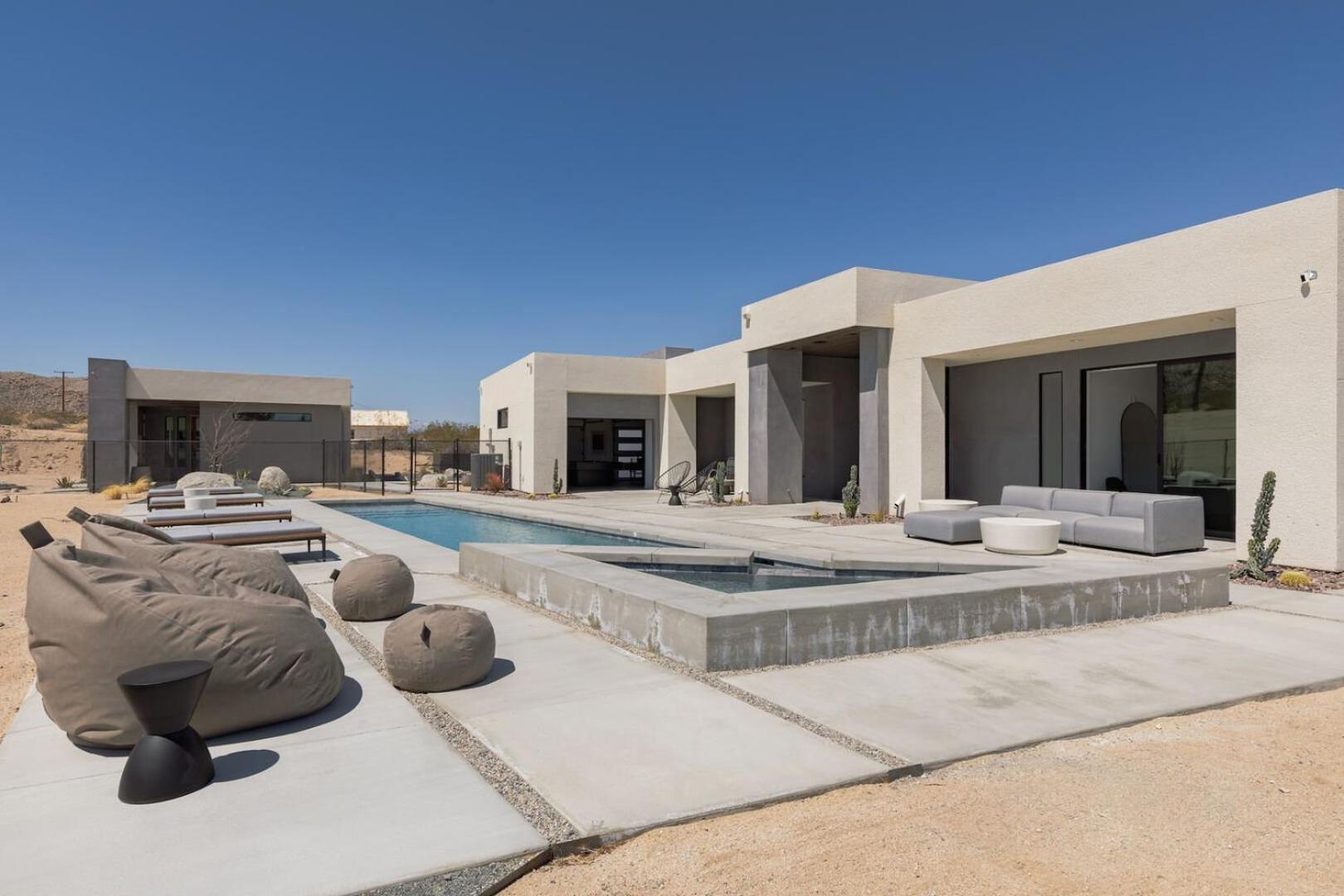 The Maya by Fieldtrip - Modern Desert Estate With Resort-Style Pool