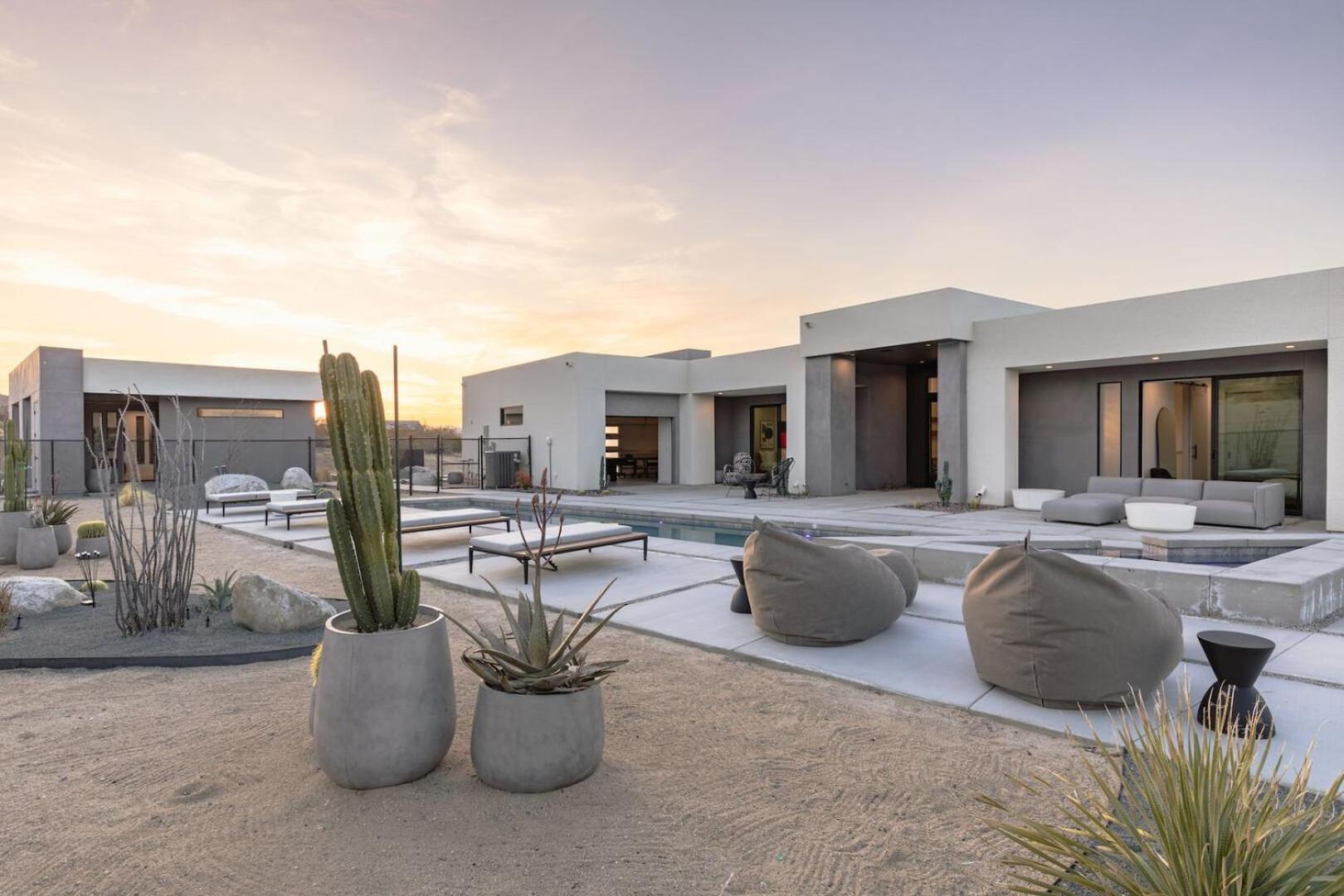 The Maya by Fieldtrip - Modern Desert Estate With Resort-Style Pool