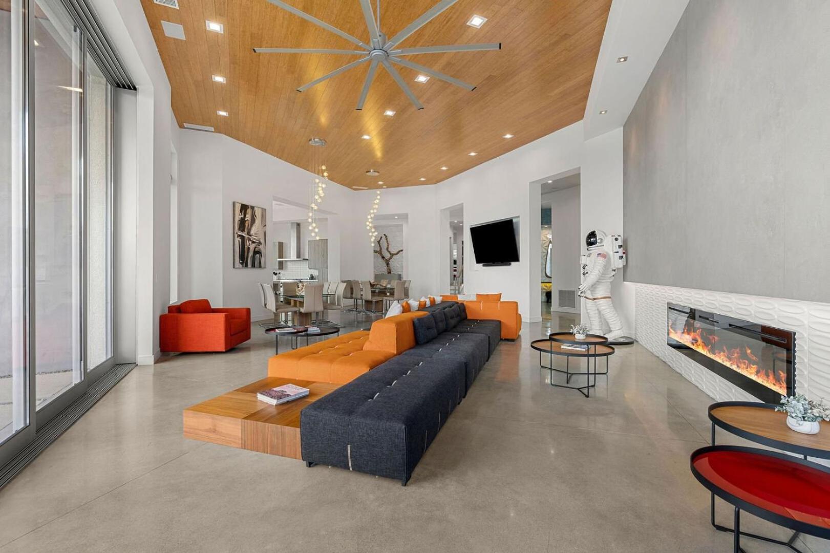 lounge