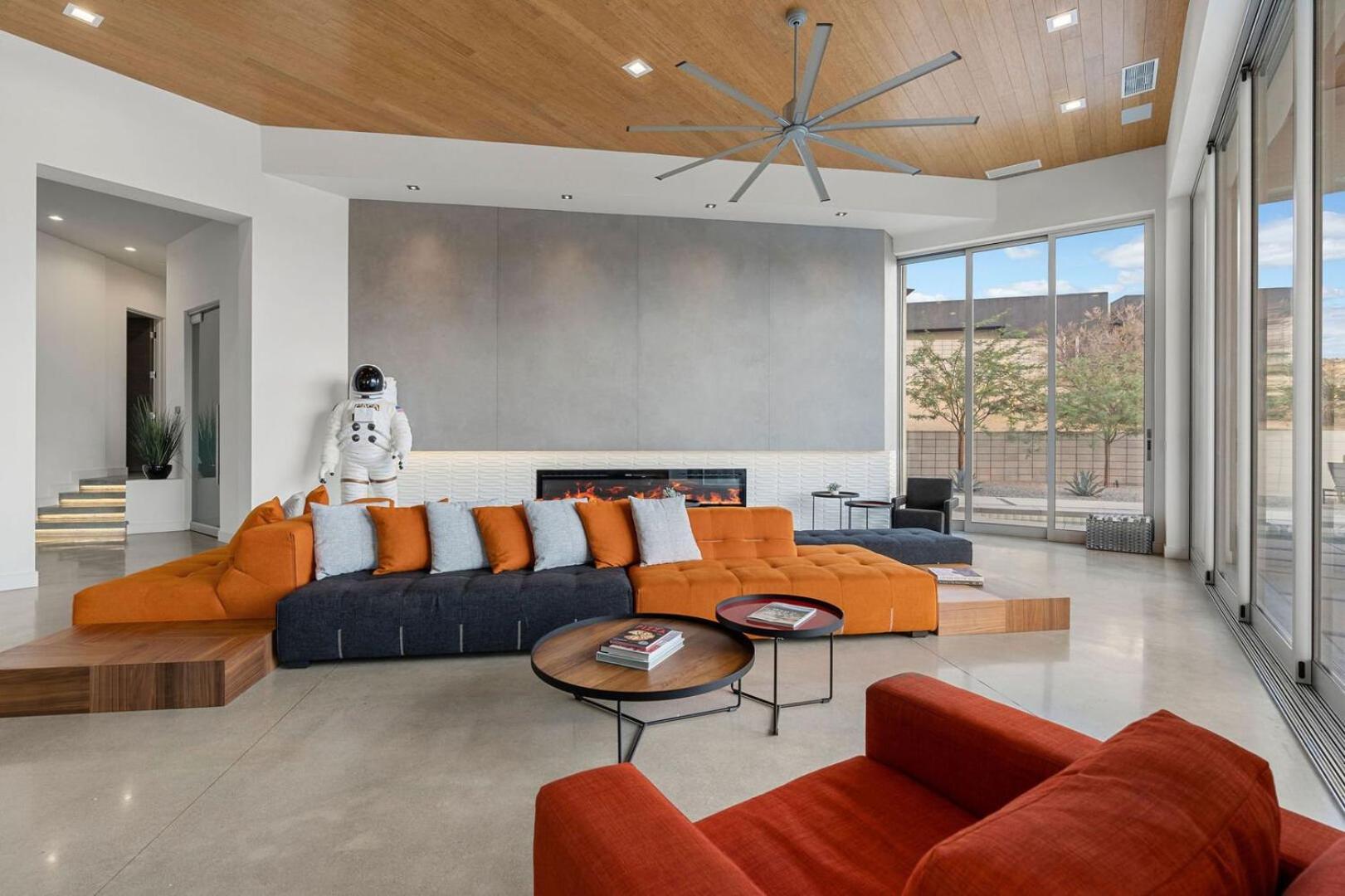 lounge