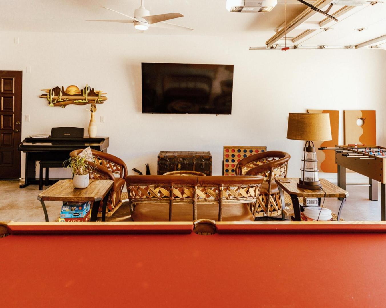 lounge
