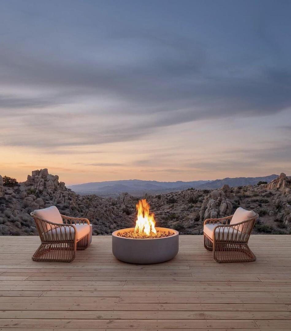 Casa Blanca by Fieldtrip - Boulder Estate with Hot Tub Soaking Pool Outdoor Shower view 4