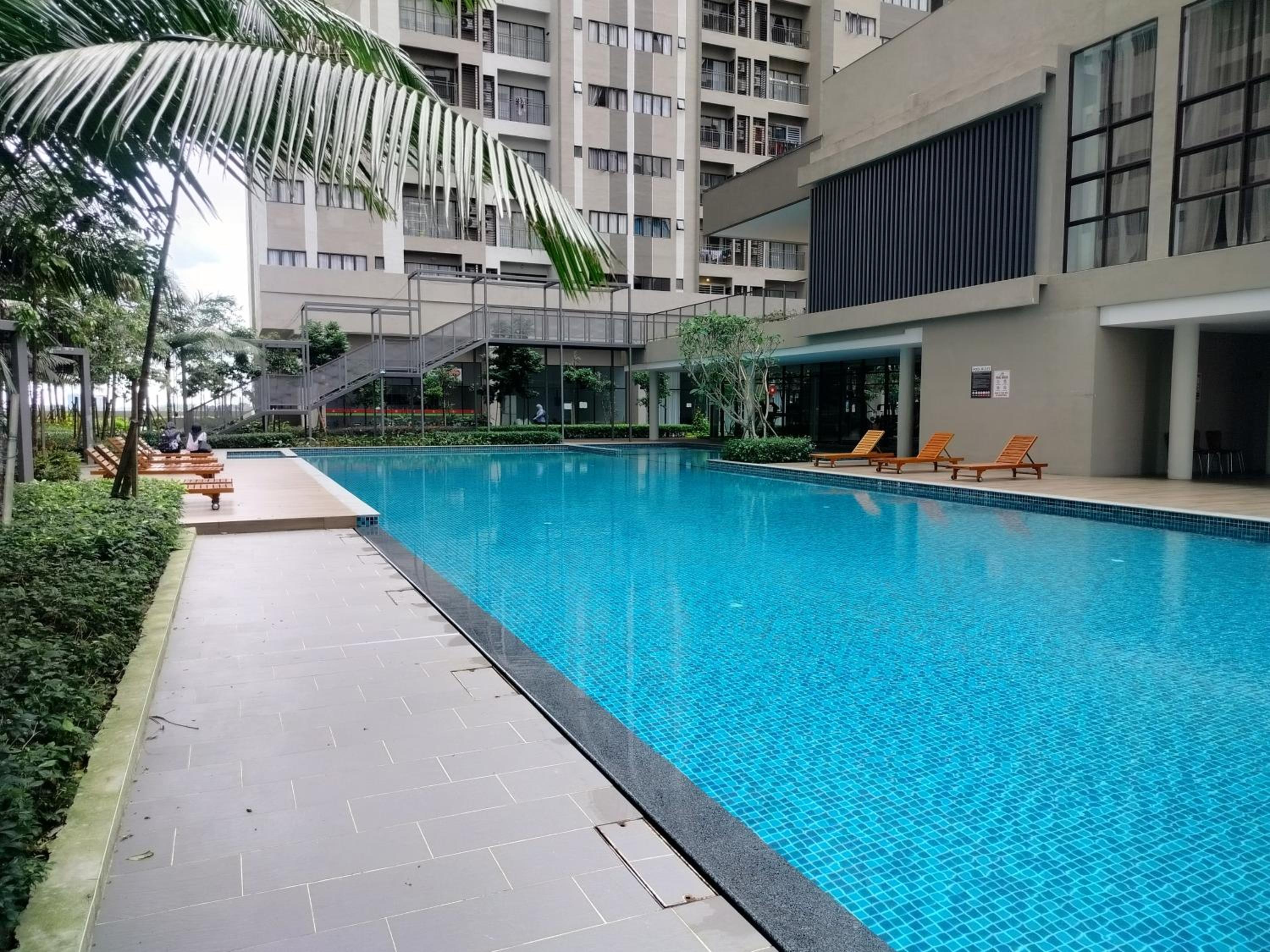 D'Leisya Studio Youth City Nilai