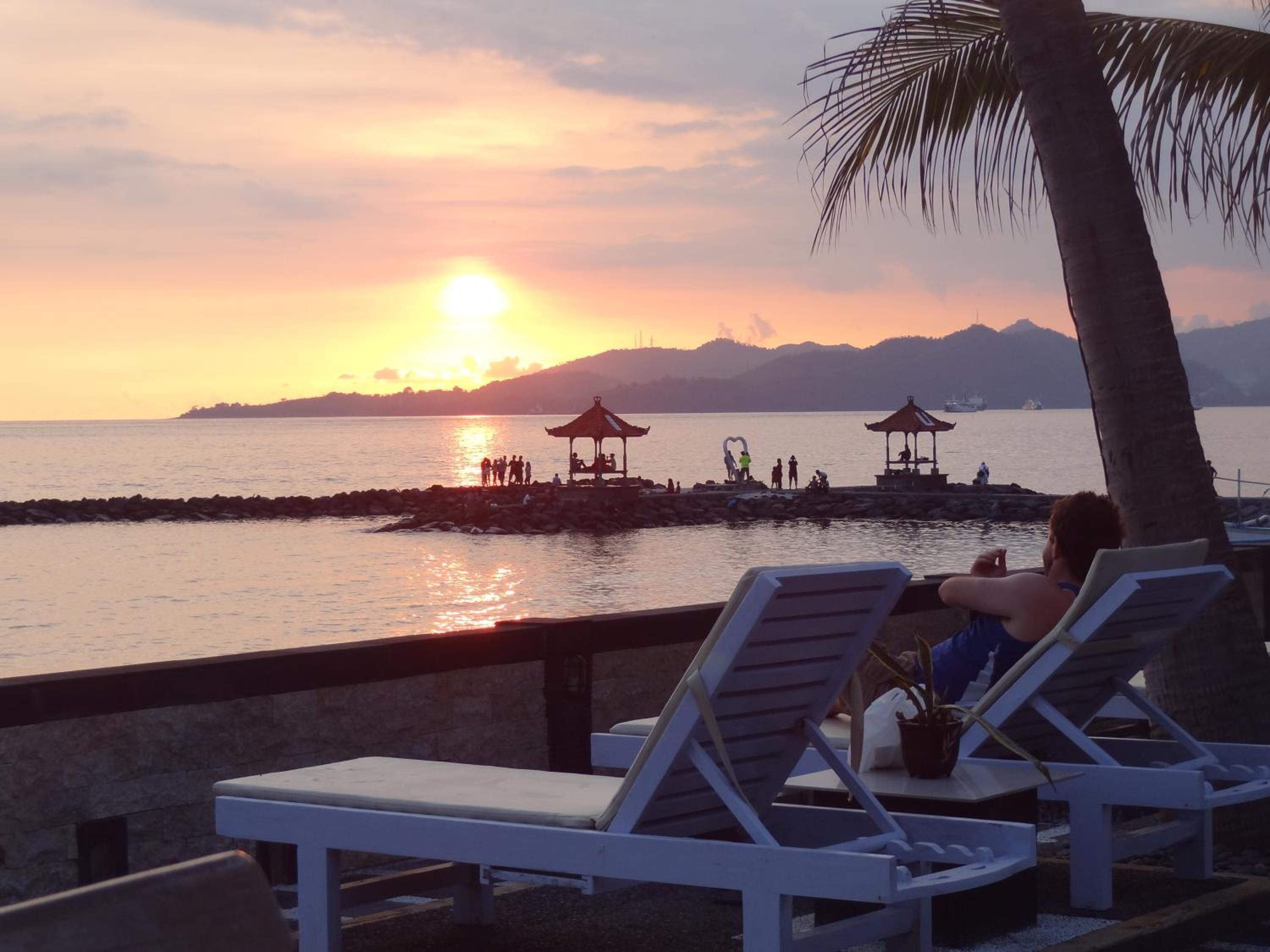 Segara Wangi Beach Cottages