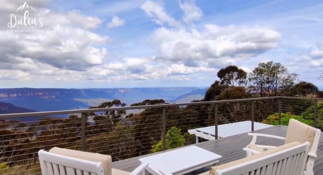 Dalia's Blue Mountain Retreat