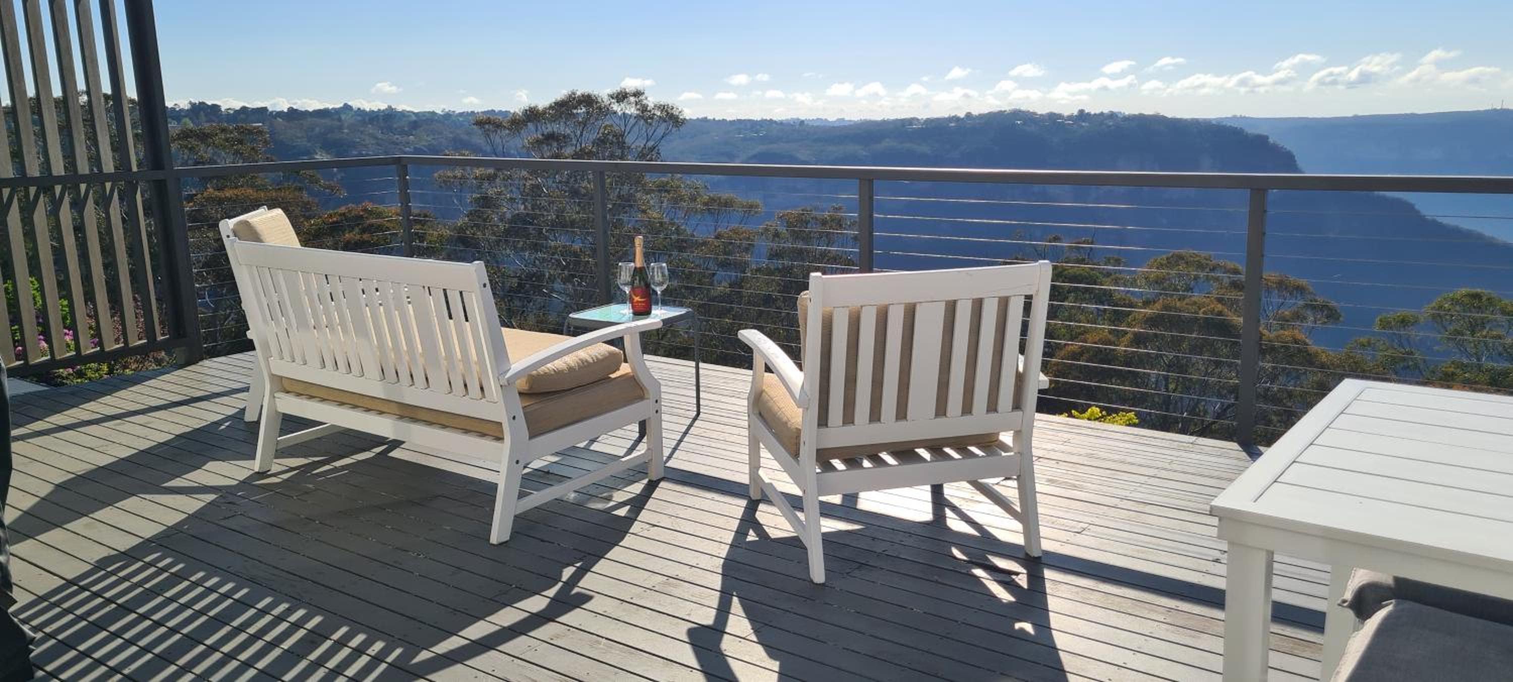 Dalia's Blue Mountain Retreat