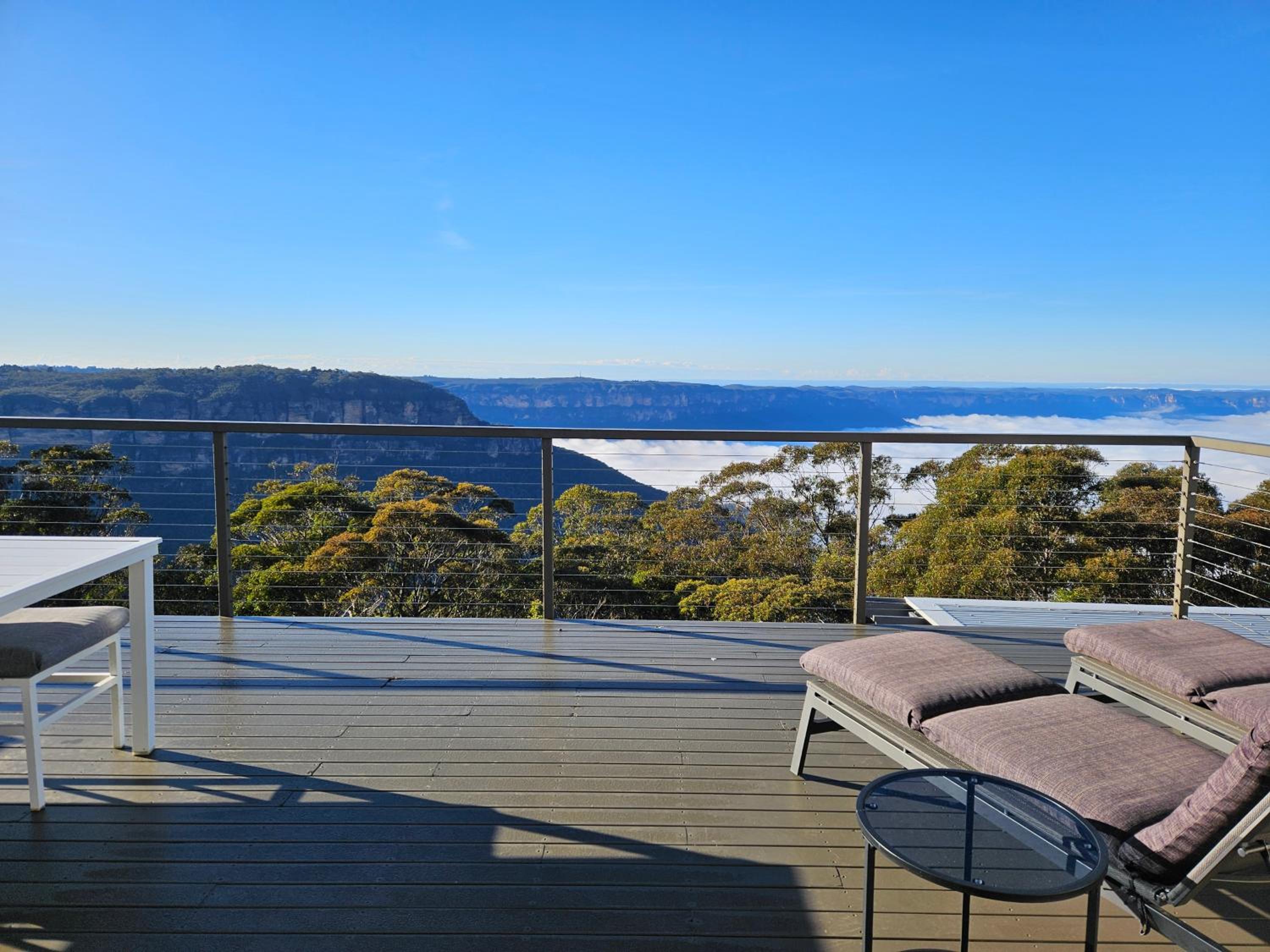 Dalia's Blue Mountain Retreat