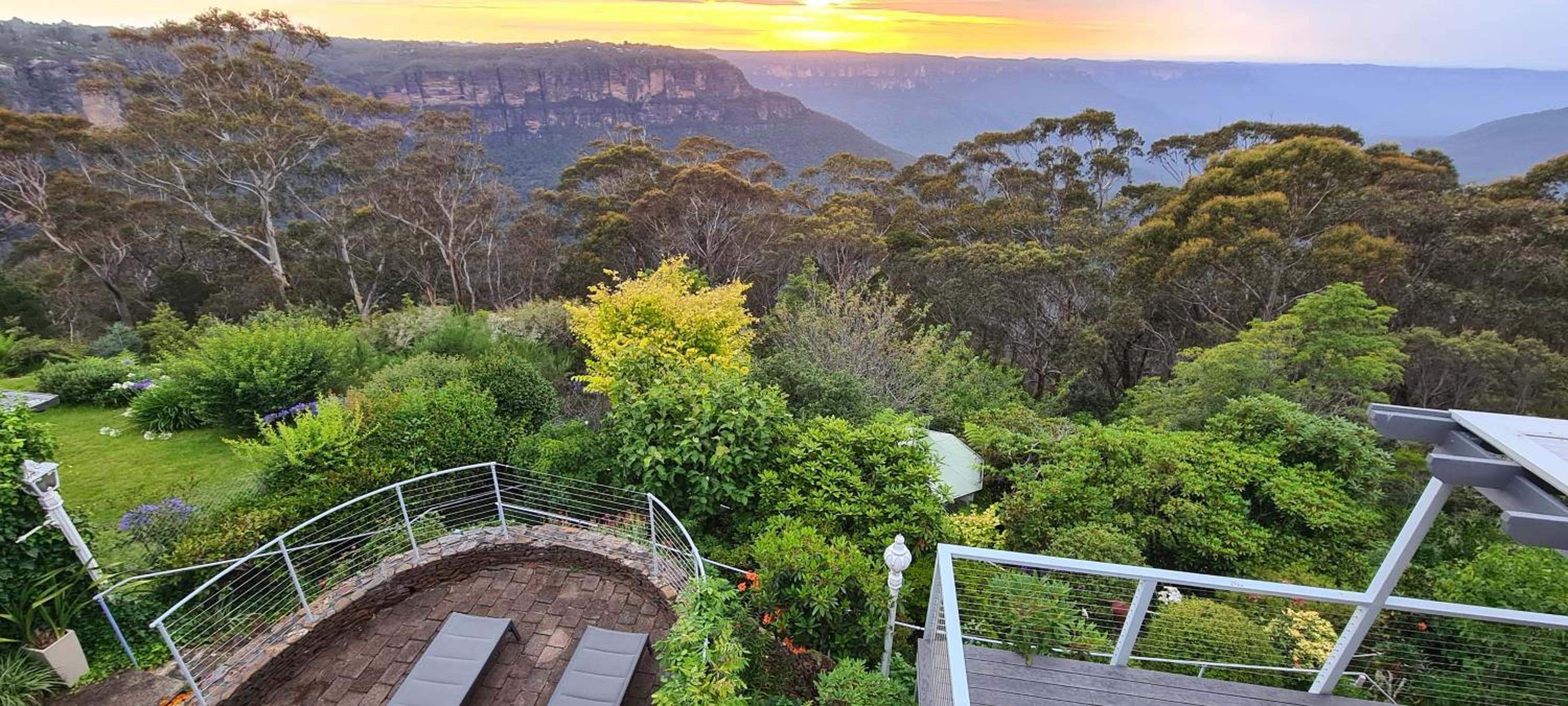 Dalia's Blue Mountain Retreat