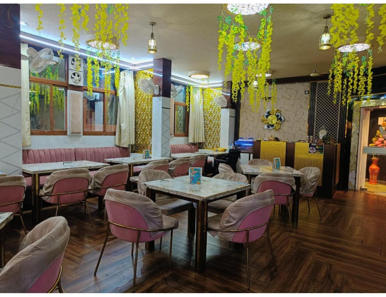 Hotel Shri Ram International, Varanasi