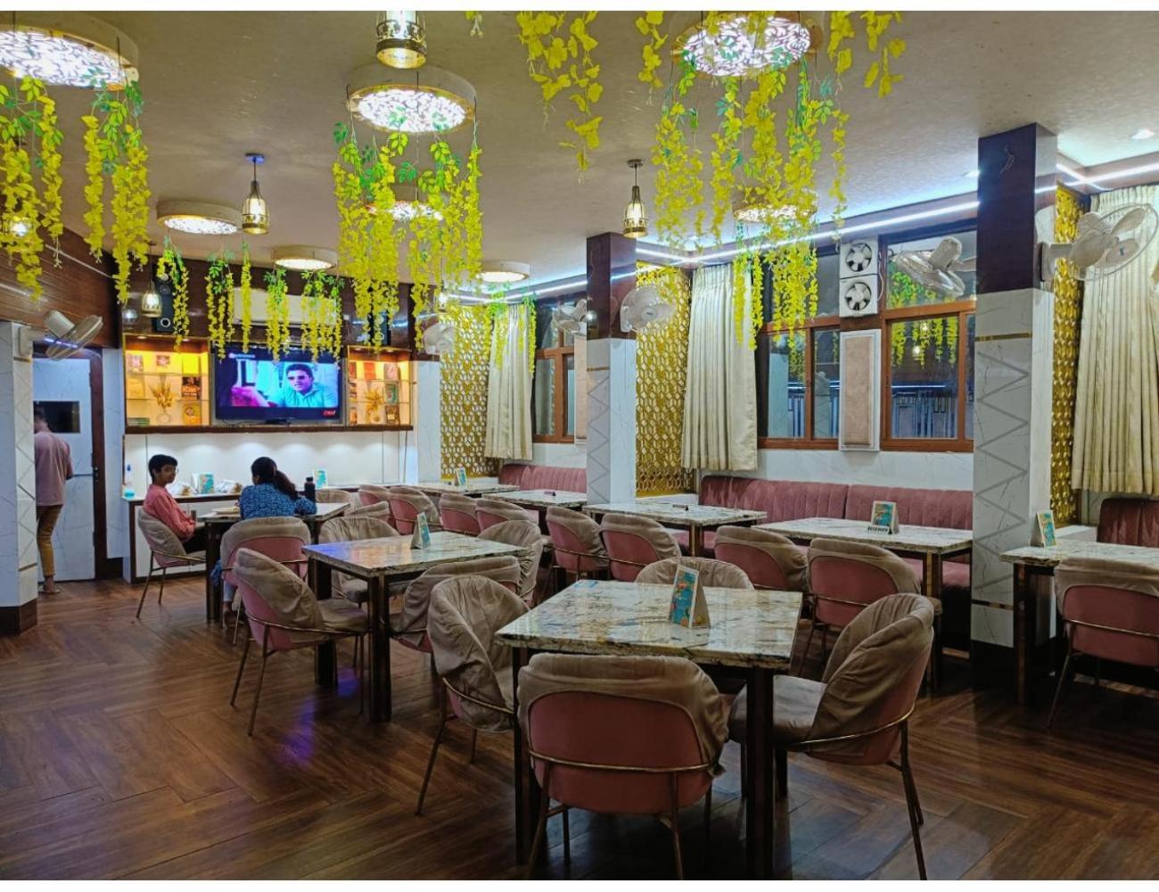 Hotel Shri Ram International, Varanasi
