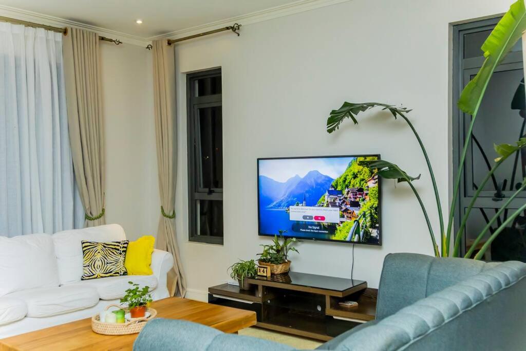 Greenleaf Town House