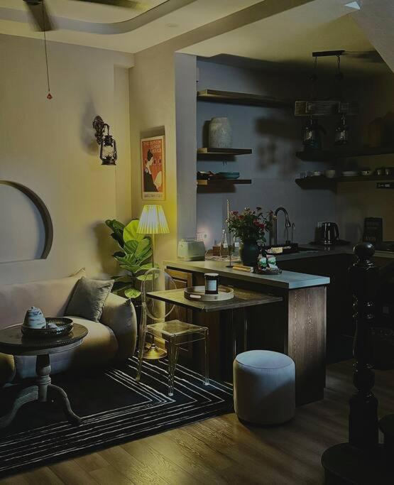MAJE House - OLD QUARTER - Coffee