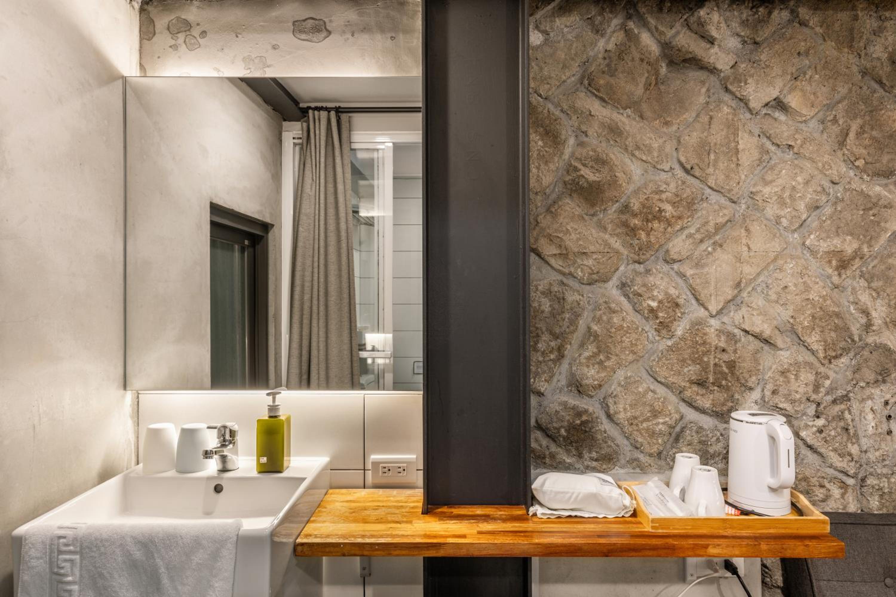 Jiufen The Ore Easy Stay