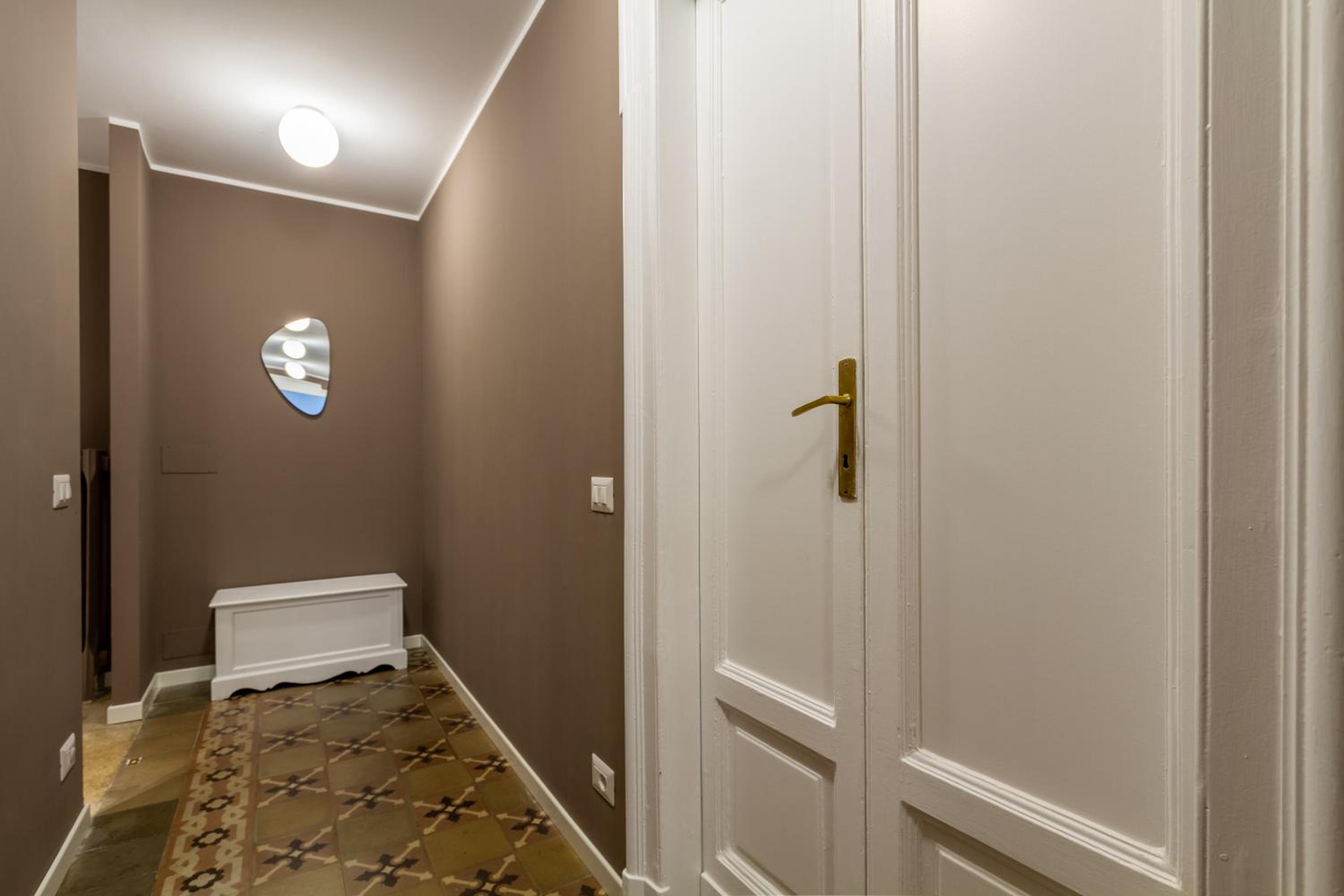 Apartment in Historic Building- Porta Venezia