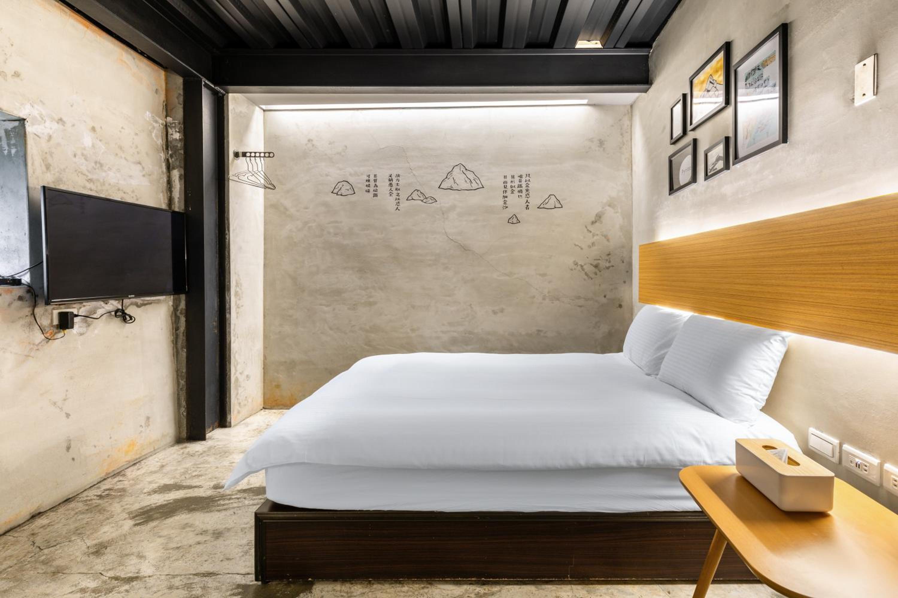Jiufen The Ore Easy Stay