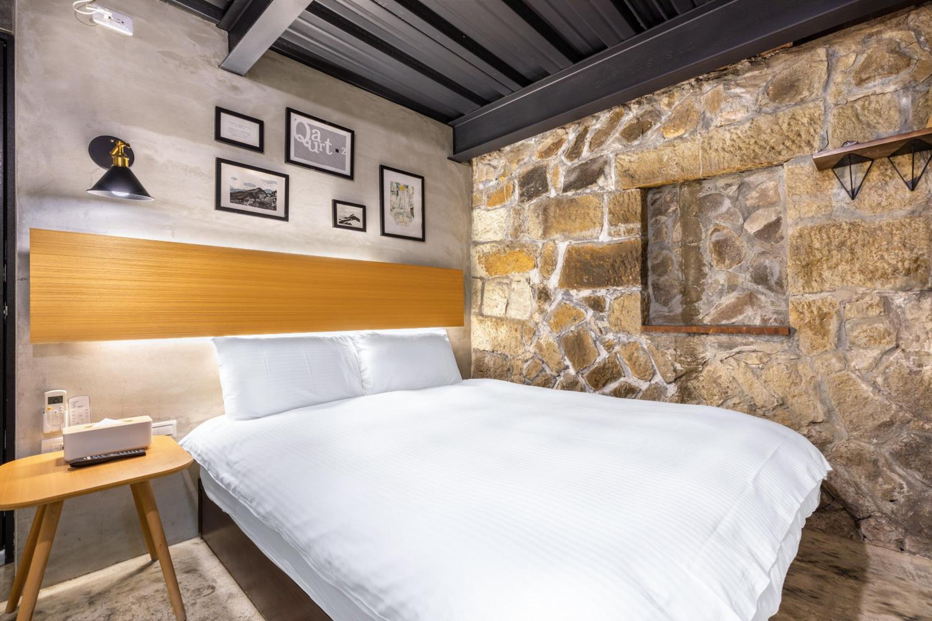Jiufen The Ore Easy Stay