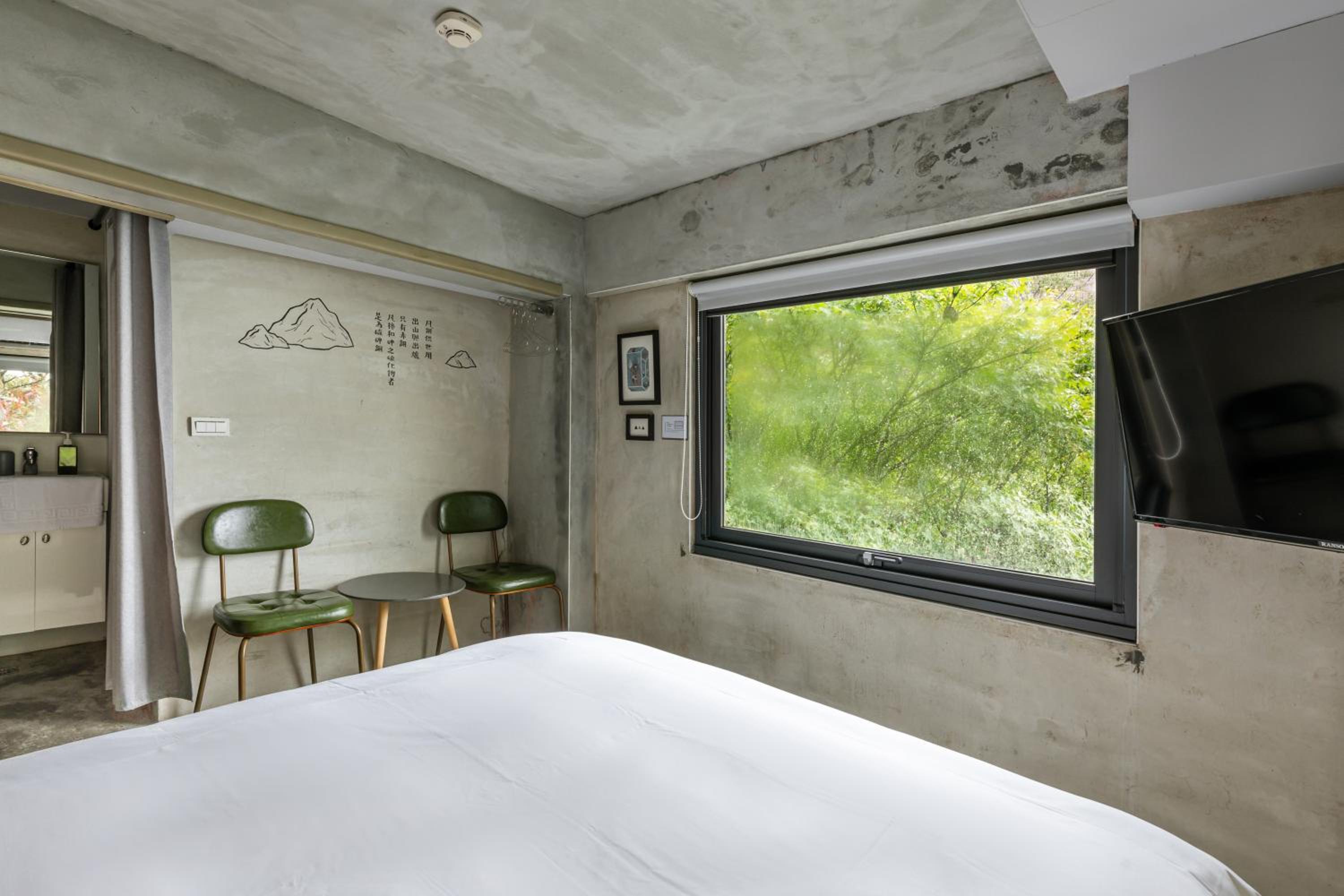 Jiufen The Ore Easy Stay